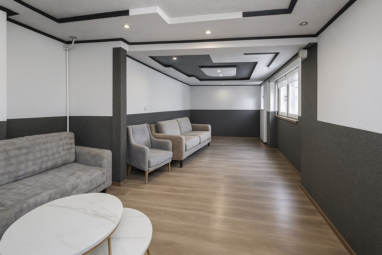 Te koop in Sint-Niklaas: ruime halfopen bebouwing met 4 slaapkamers, dubbele oprit en een grote, uitgestrekte zuidgerichte tuin – ideaal voor gezinnen! foto 9