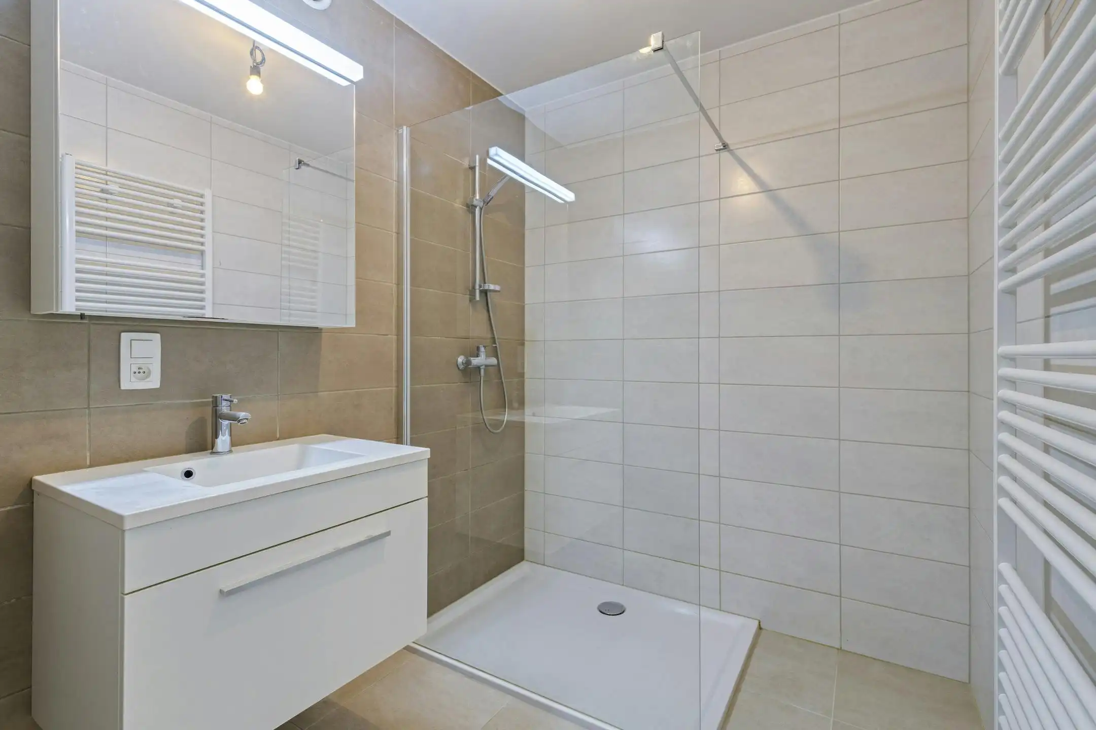 Ruim appartement (94m²) met 2 slaapkamers in Koksijde-Bad foto 8