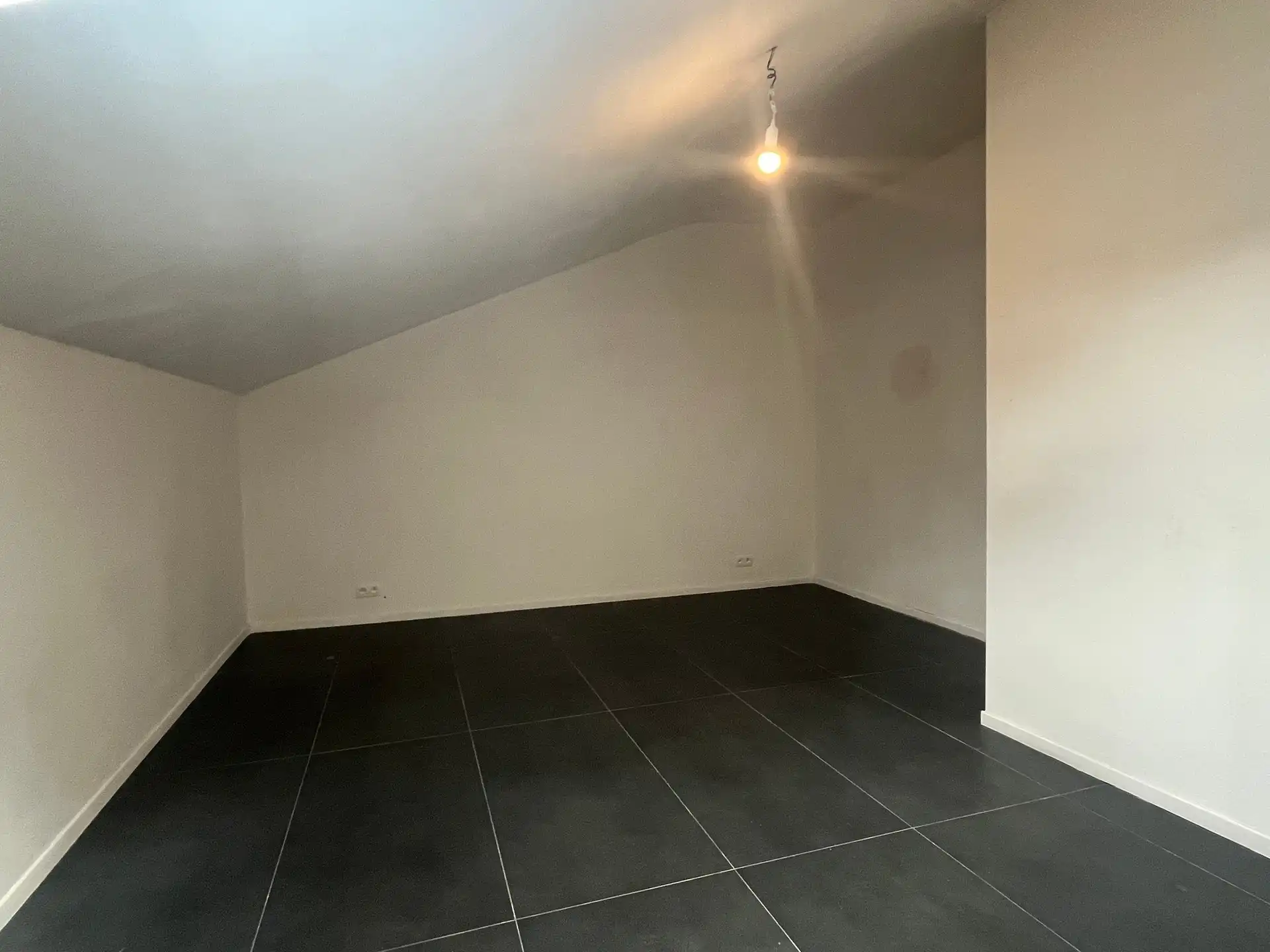 Vernieuwd  gebouw met 3 appartementen - gelegen nabij de Troonplaats! foto 21