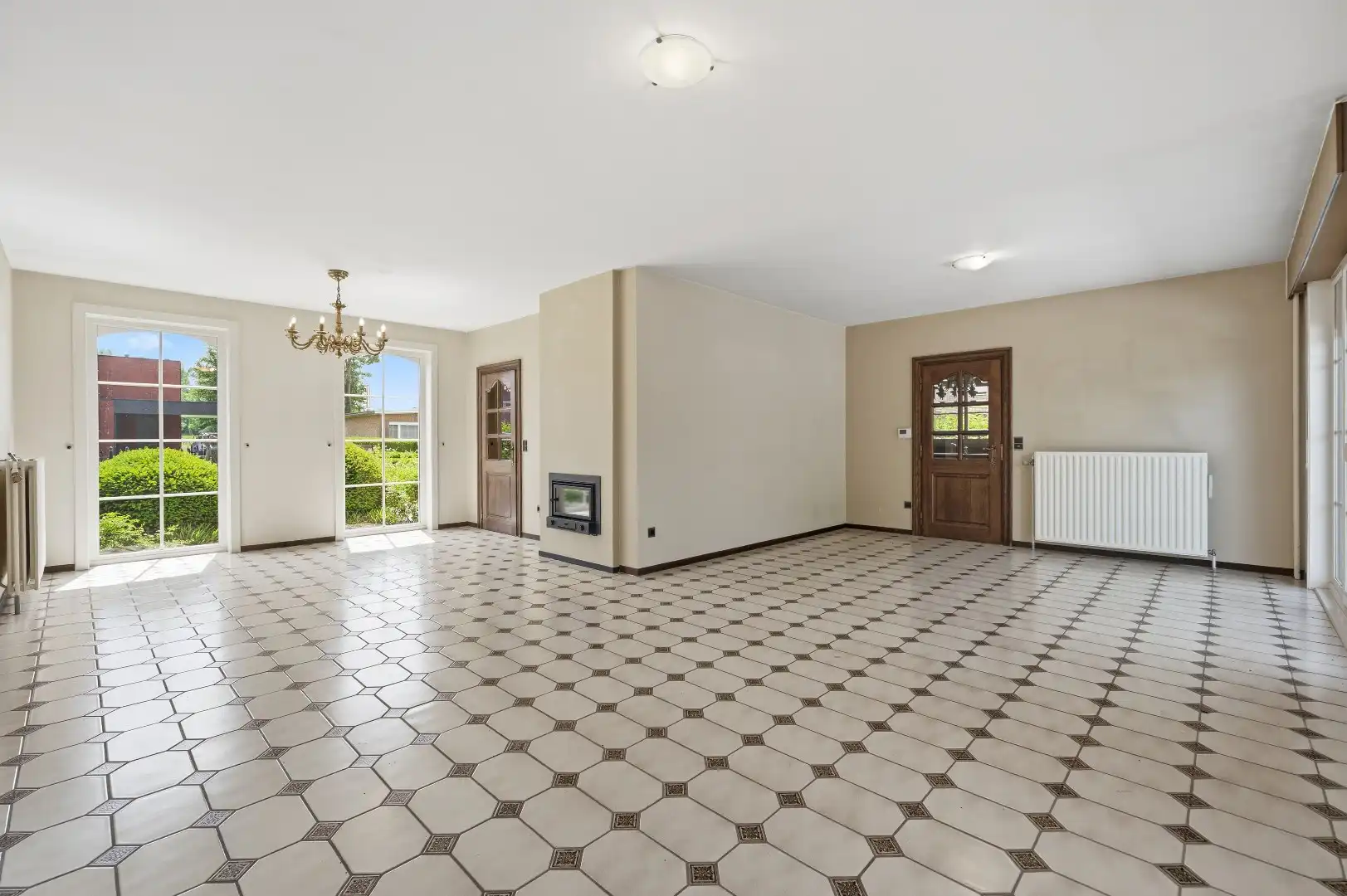 Exclusieve stijlvolle villa met prachtige tuin in rustige omgeving foto 4