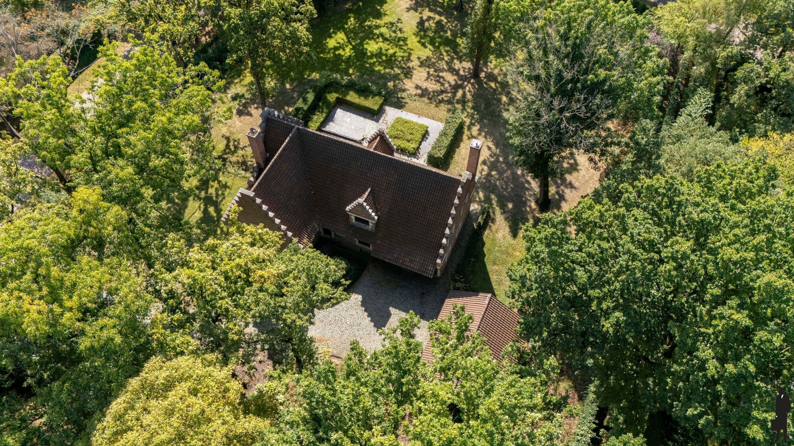 Hoofdfoto van de publicatie: Villa op 3311 m², volledig naar eigen smaak af te werken