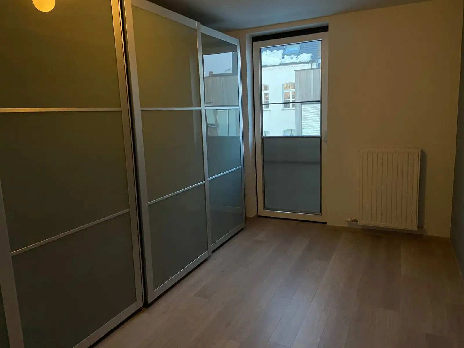 Mooie recente woning in doodlopende straat foto 13