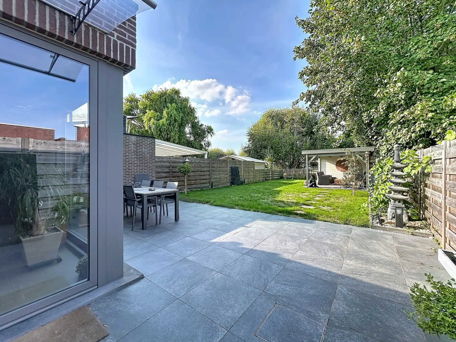 Prachtige, energiezuinige woning met 4 slp en garage op perceel van 318m². foto 10
