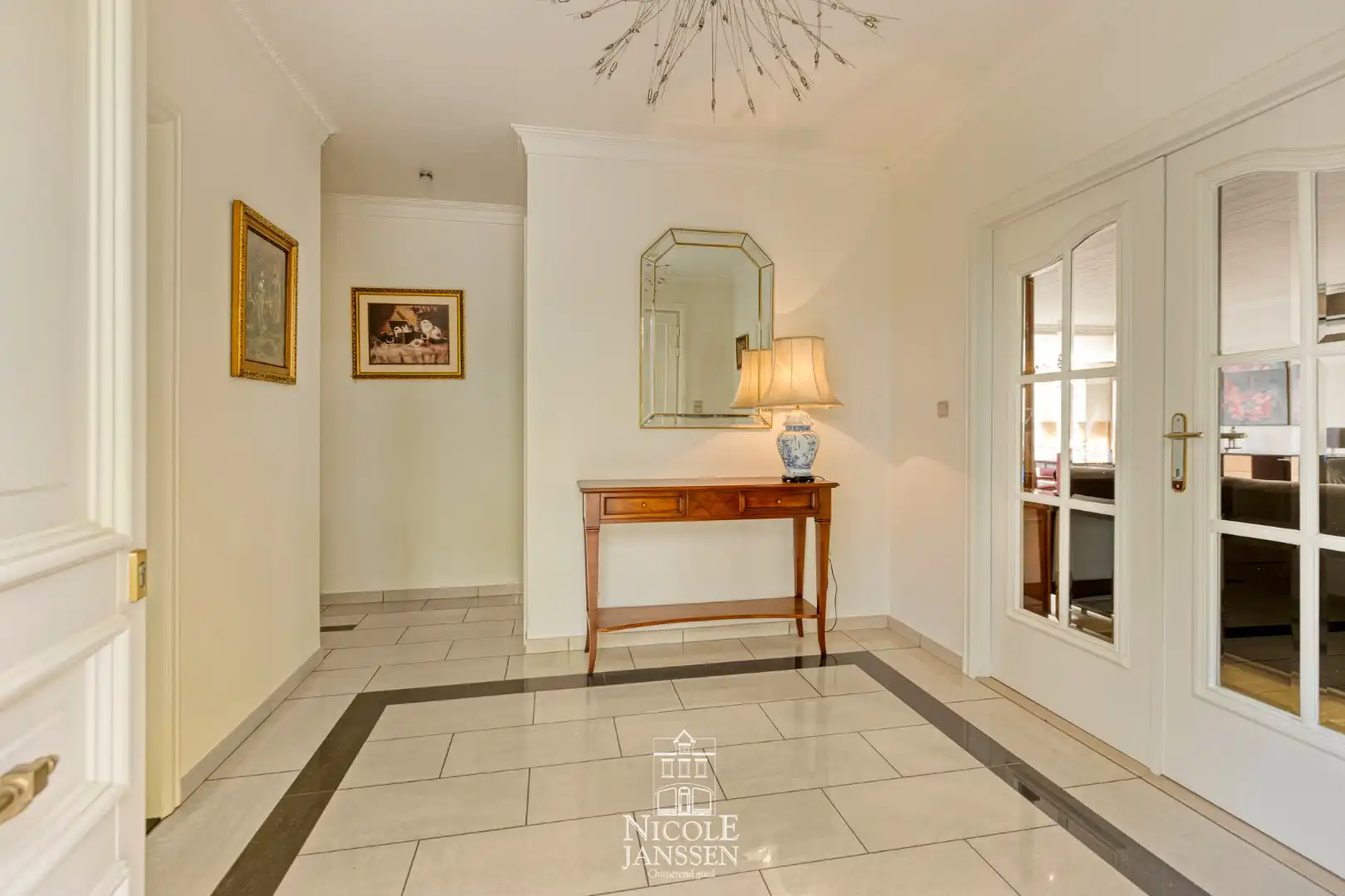 Vrijstaande villa foto 5