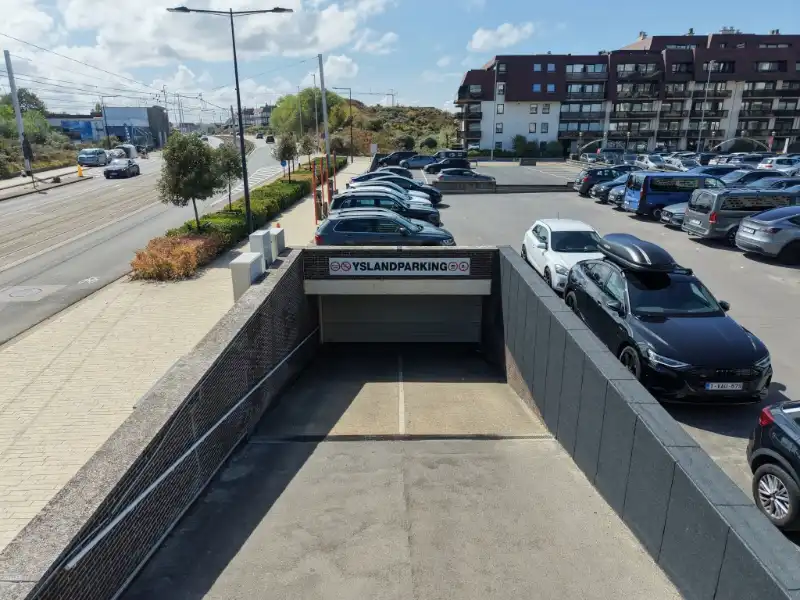 Garage te huur Yslandplein 0 - 8670 Oostduinkerke