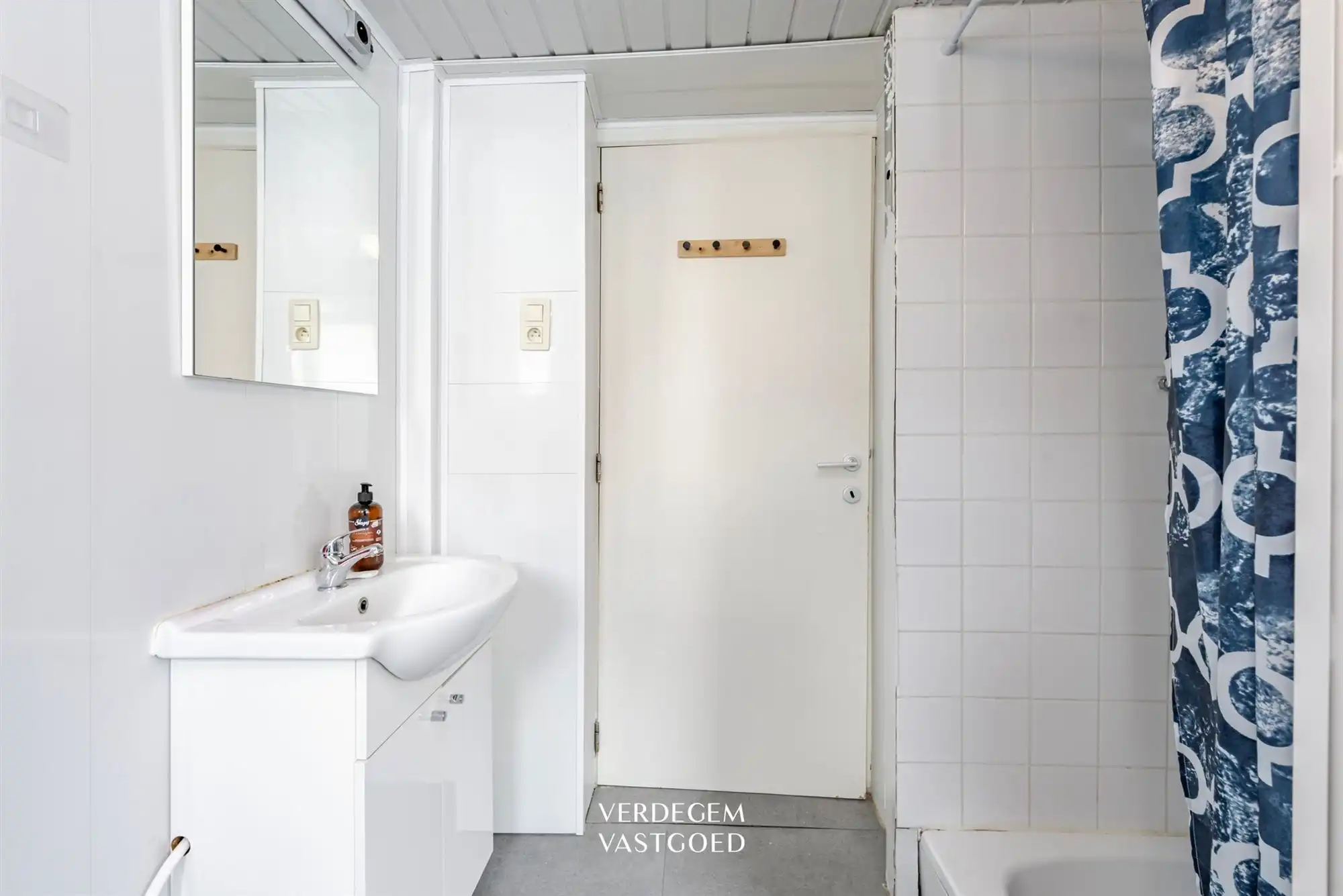 Opbrengsteigendom met 4 appartementen, verder af te werken foto 15