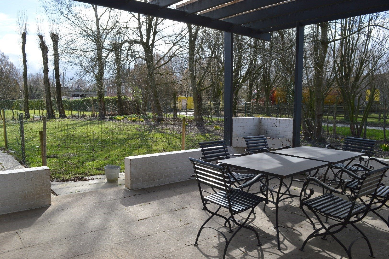 Ruime gelijkvloerse villa in een oase van groen en goeie bereikbaarheid foto 14