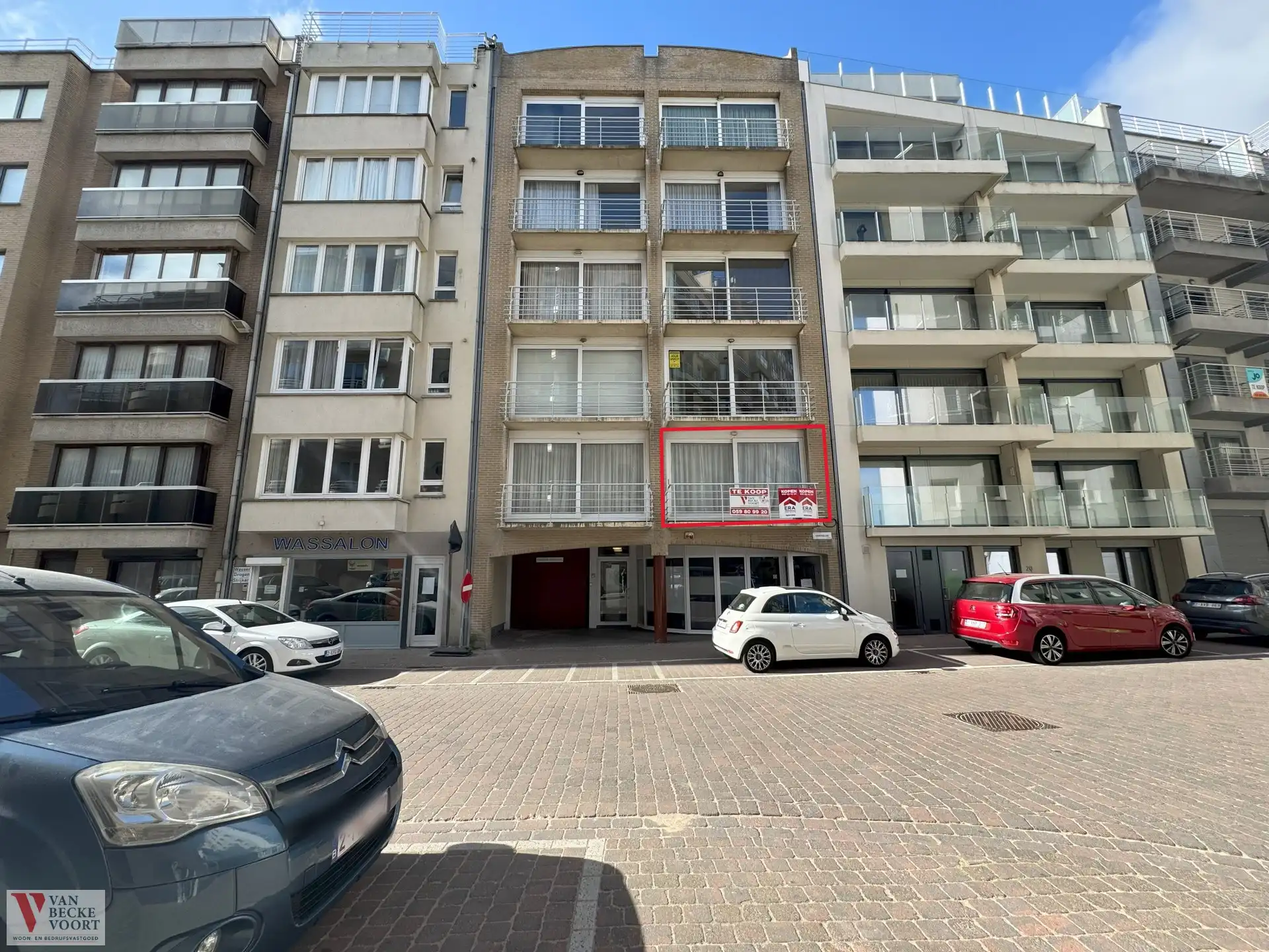 Verfijnd heringericht appartement met zicht op zee foto 10