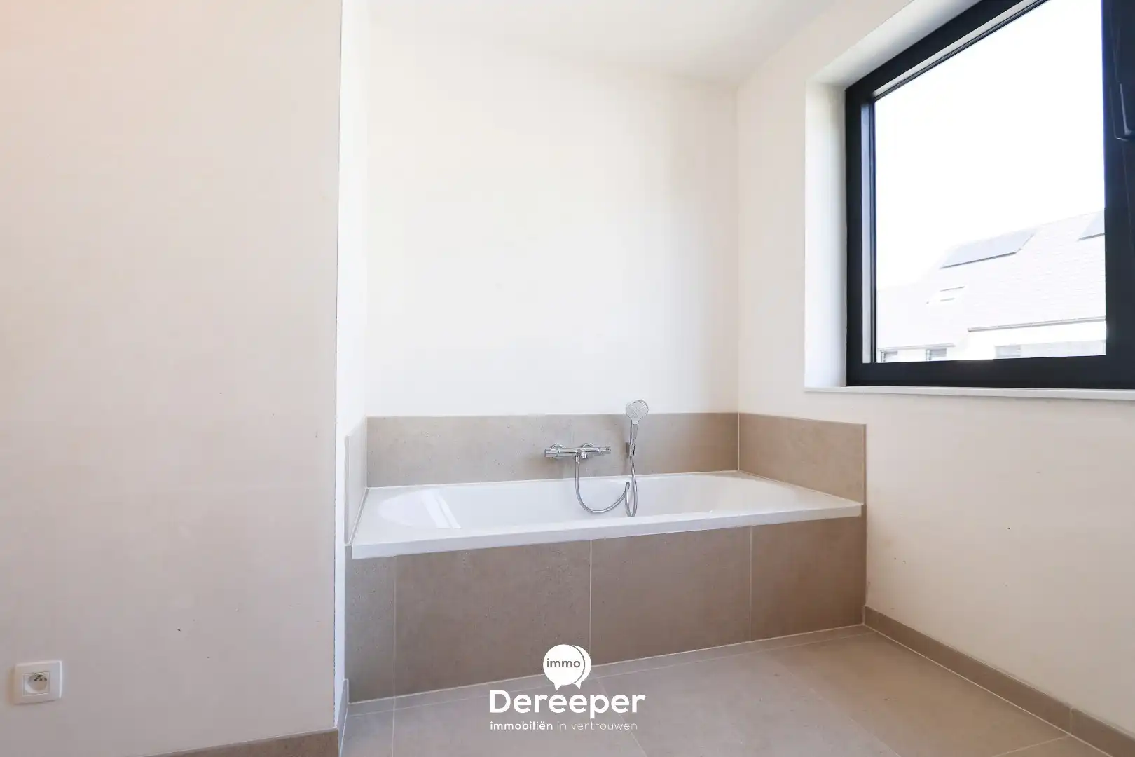 Nieuwbouwwoning met 4 slaapkamers op een uitstekende ligging in centrum Jabbeke foto 22