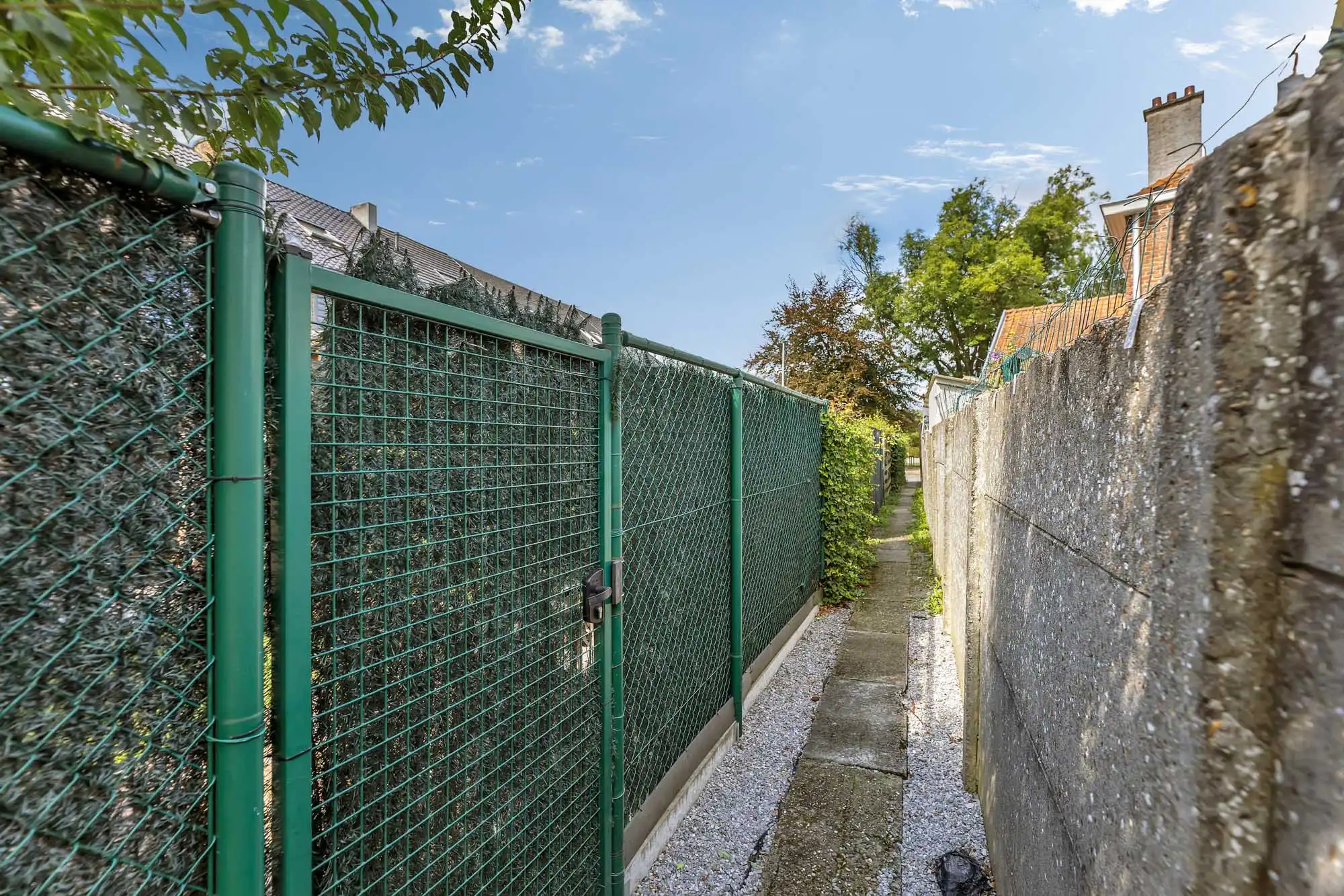 Instapklare woning met 3 slaapkamers, tuin en terras foto 25