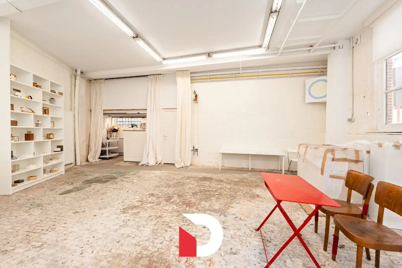 Lichtrijke hoekwoning uitgerust met een polyvalente ruimte / atelierruimte op de gelijkvloerse verdieping. foto 14