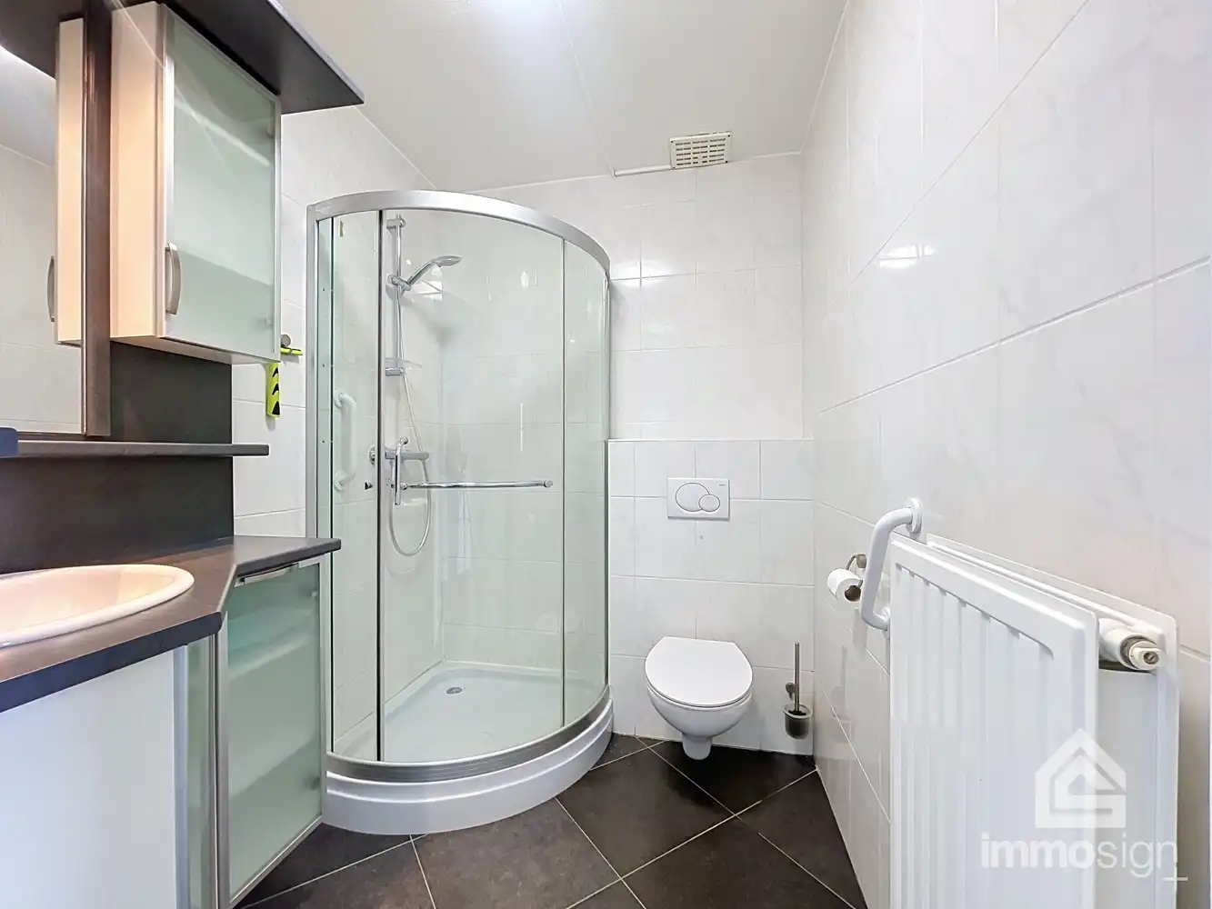 Praktisch appartement gelegen in het centrum van Bree! foto 14