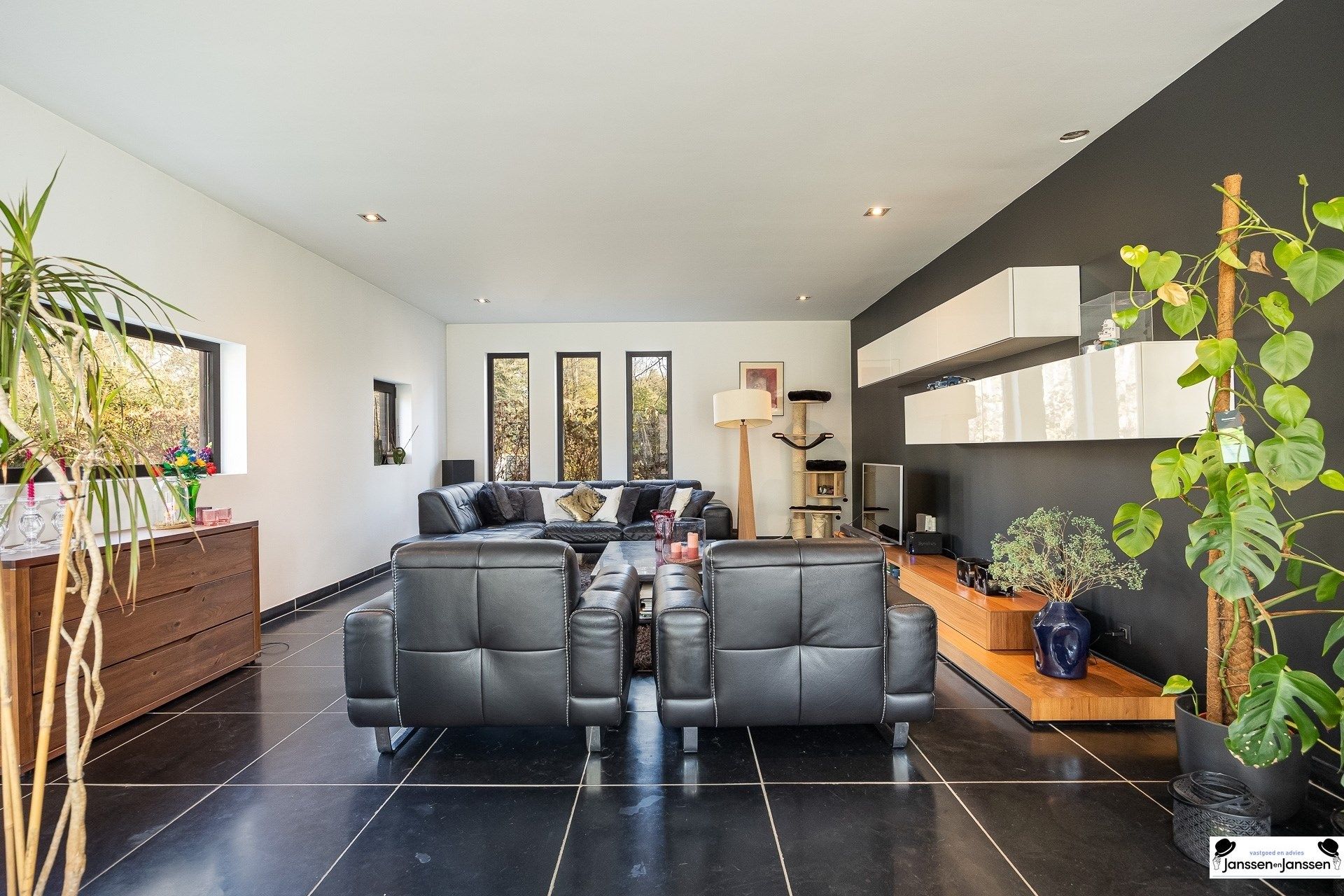 Luxueuze en energiezuinige villa met hoogwaardige afwerking  foto 7