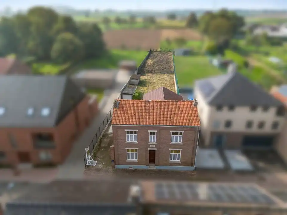 Hoofdfoto van de publicatie: TE RENOVEREN HOEVE MET VEEL POTENTIEEL IN RIEMST