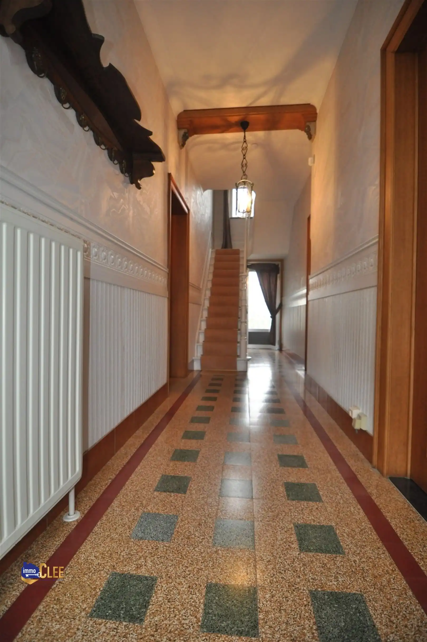 Karaktervolle driegevelwoning met ruime tuin van 30 are nabij Waremme foto 5