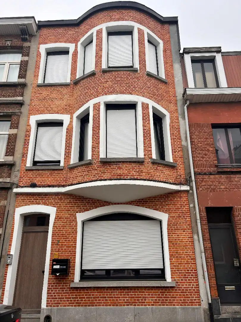 Gezellig gelijkvloers 2-slpk app met tuin. foto 18