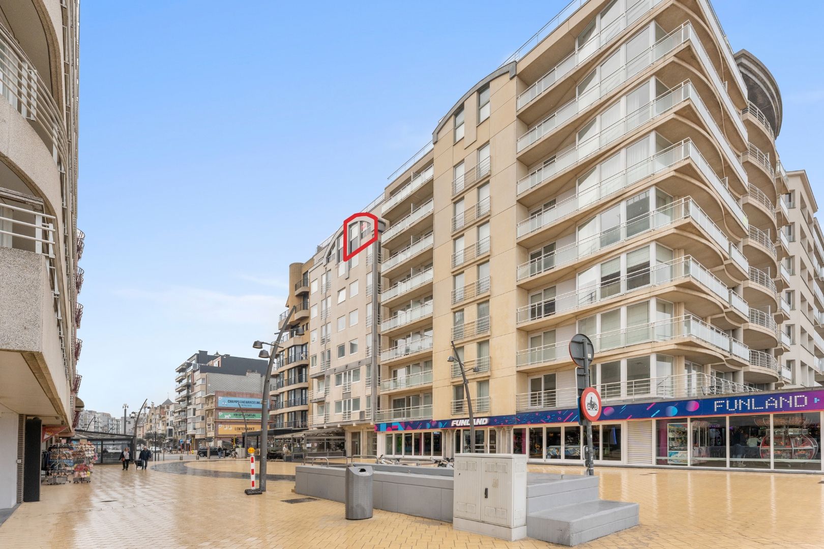 Appartement te koop foto {{pictureIndex}}
