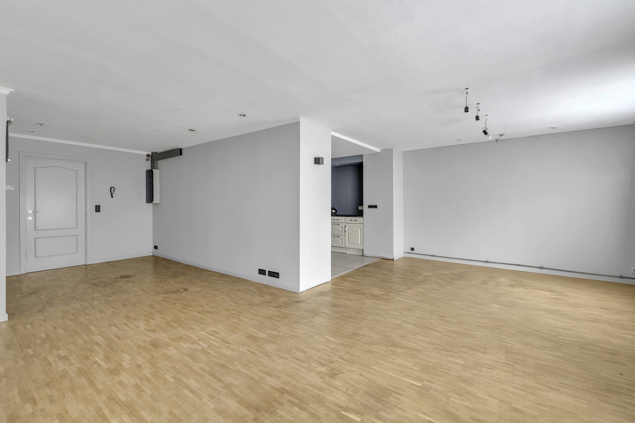 Multifunctionele rijwoning in centrum Liedekerke foto 11