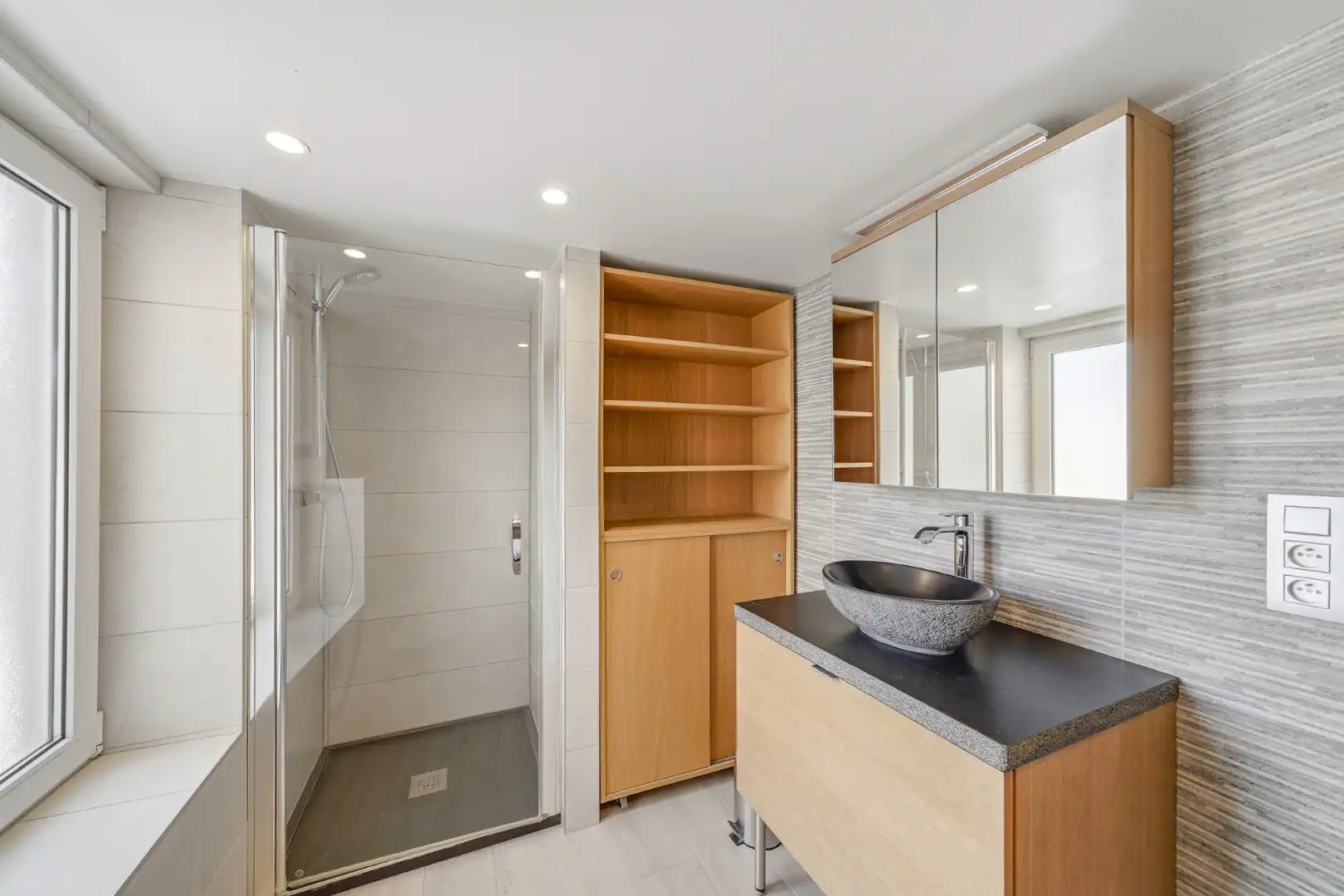 Gezellige woning met 3 slaapkamers te Bredene foto 15