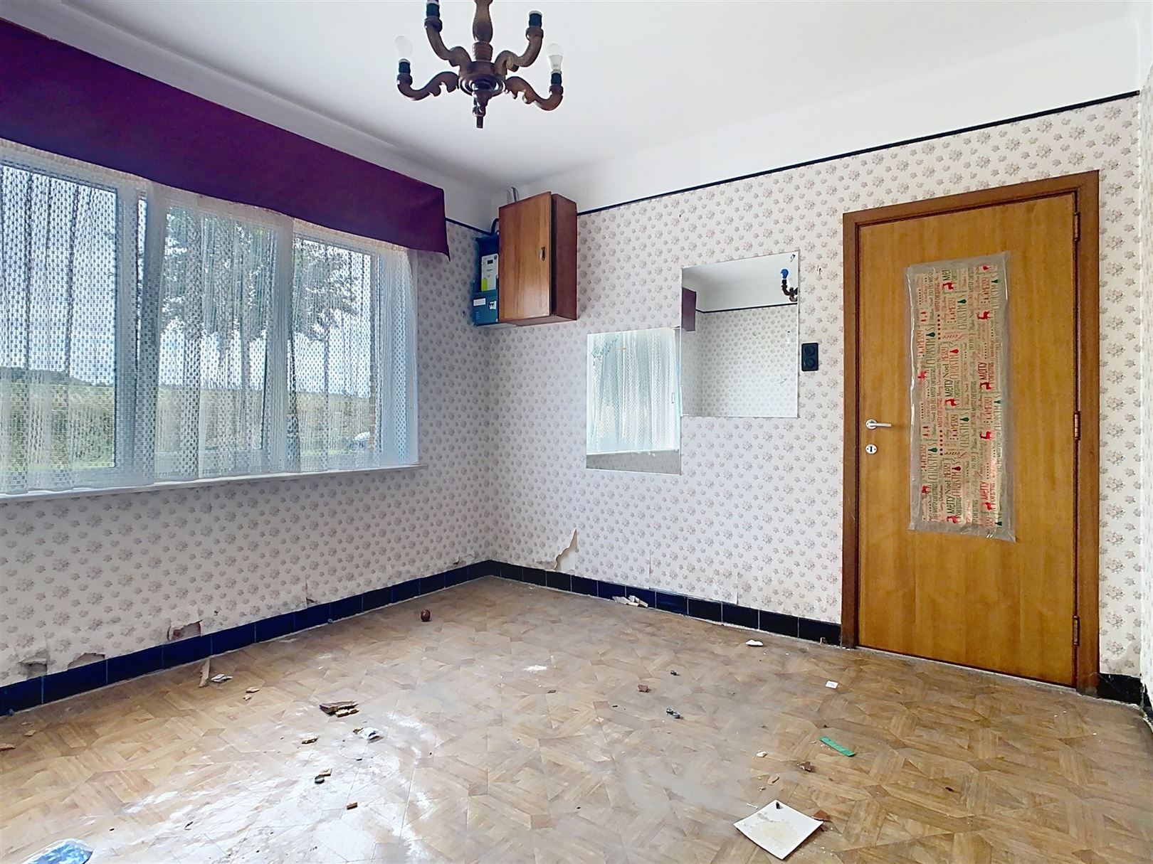 Te renoveren woning met garages, atelier, 12a 57ca foto 12