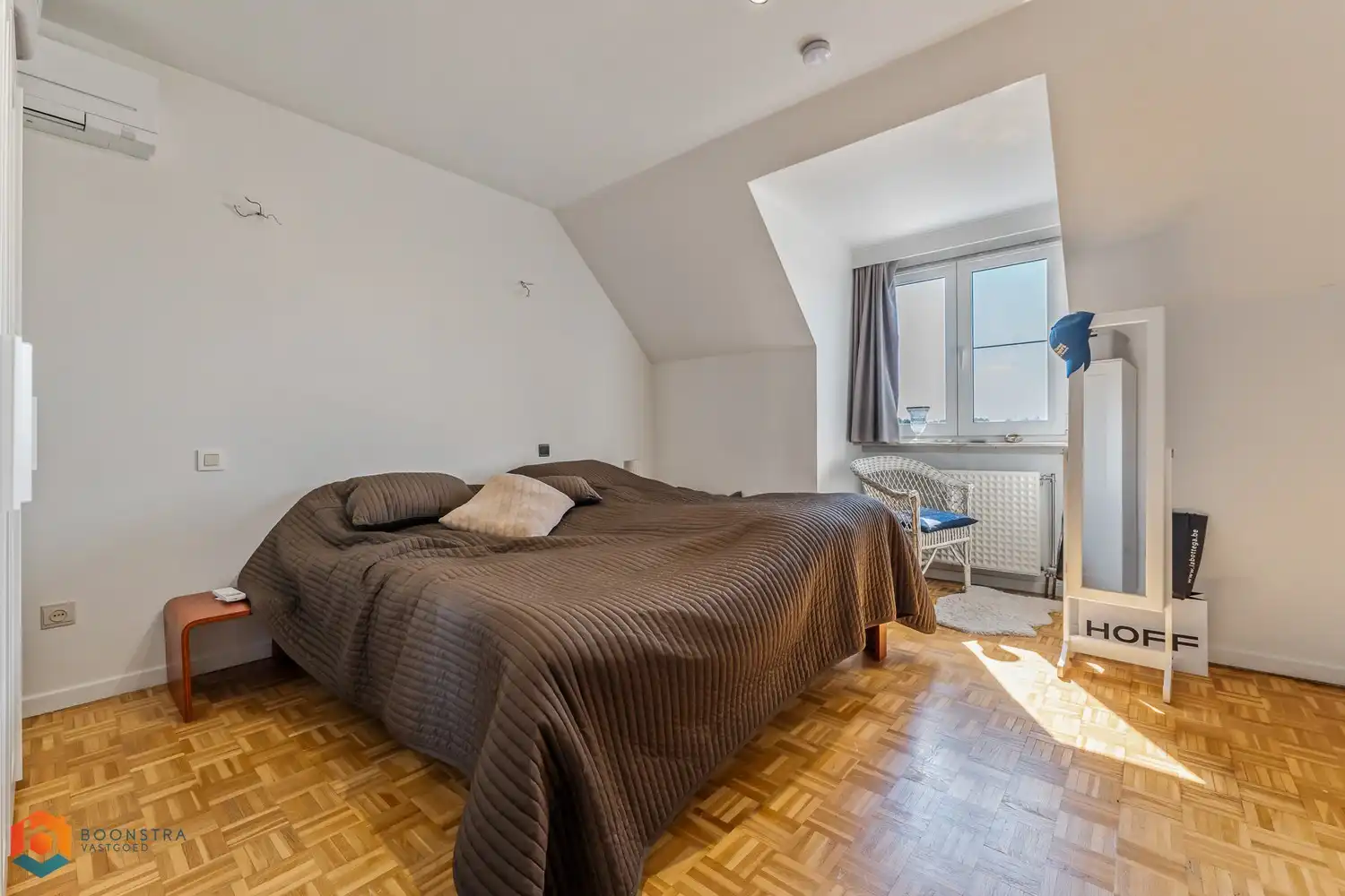 Duplex app. met 3 slpkrs en garage in het centrum foto 10