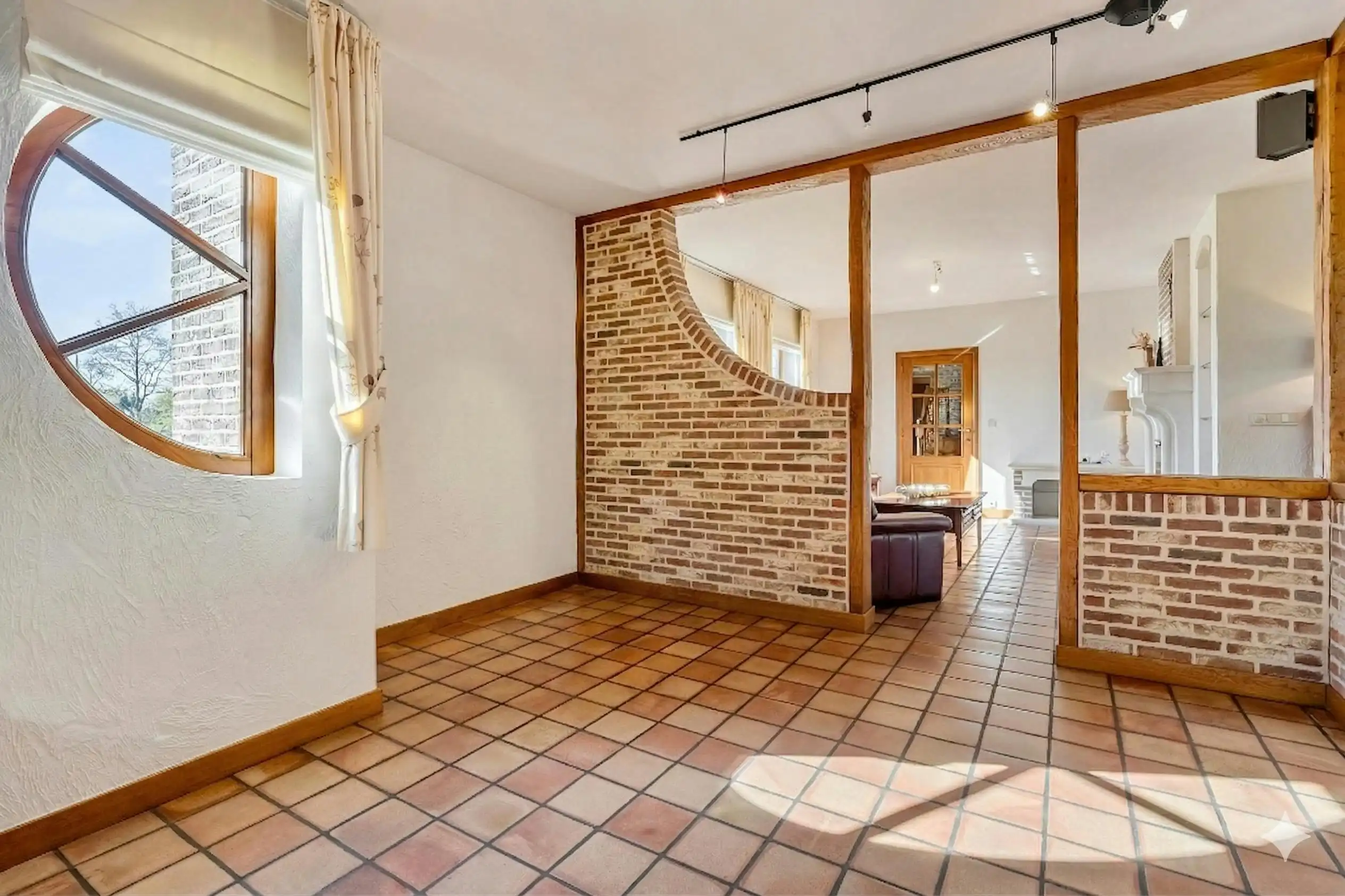 Ruime gezinswoning met praktijkruimte, 5 slaapkamers op 36a57ca centrum Diepenbeek foto 9