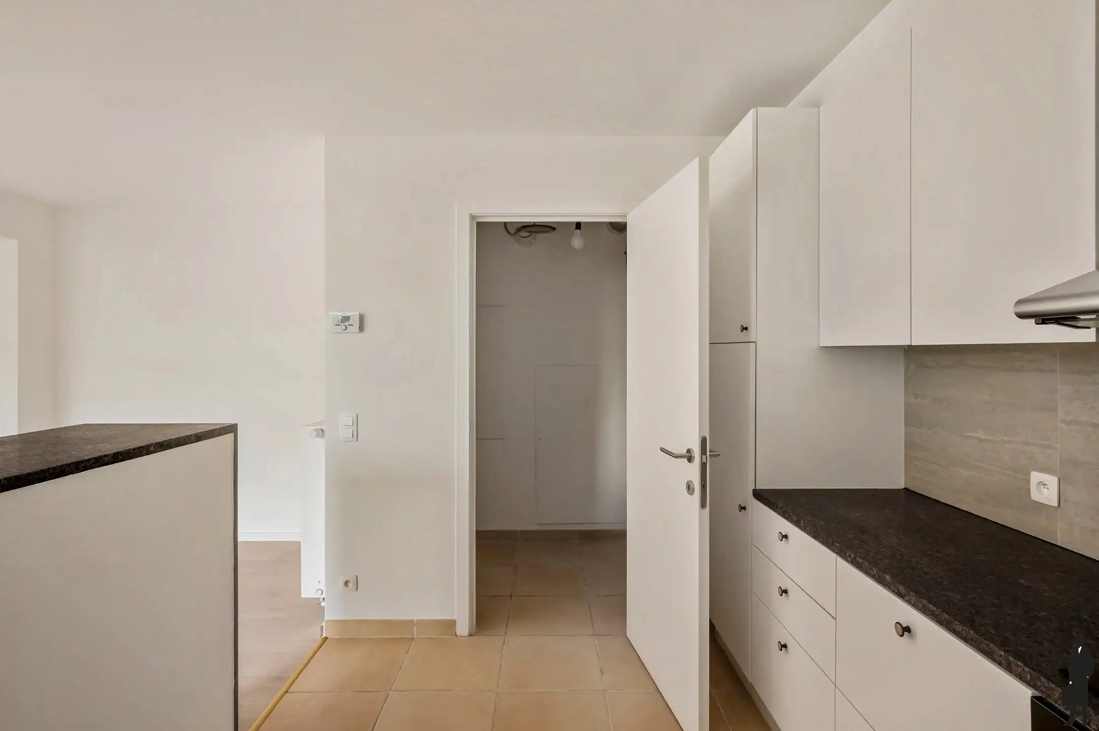 Ruim appartement op toplocatie met  Zuidgerichte koer. foto 12