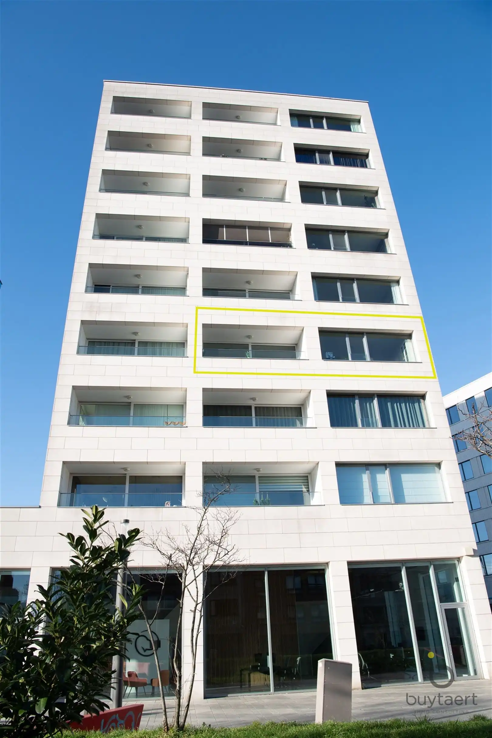 Schitterend nieuwbouw appartement met twee slaapkamers en prachtig overdekt terras te midden van de diamantwijk en de Persgroep! foto 33