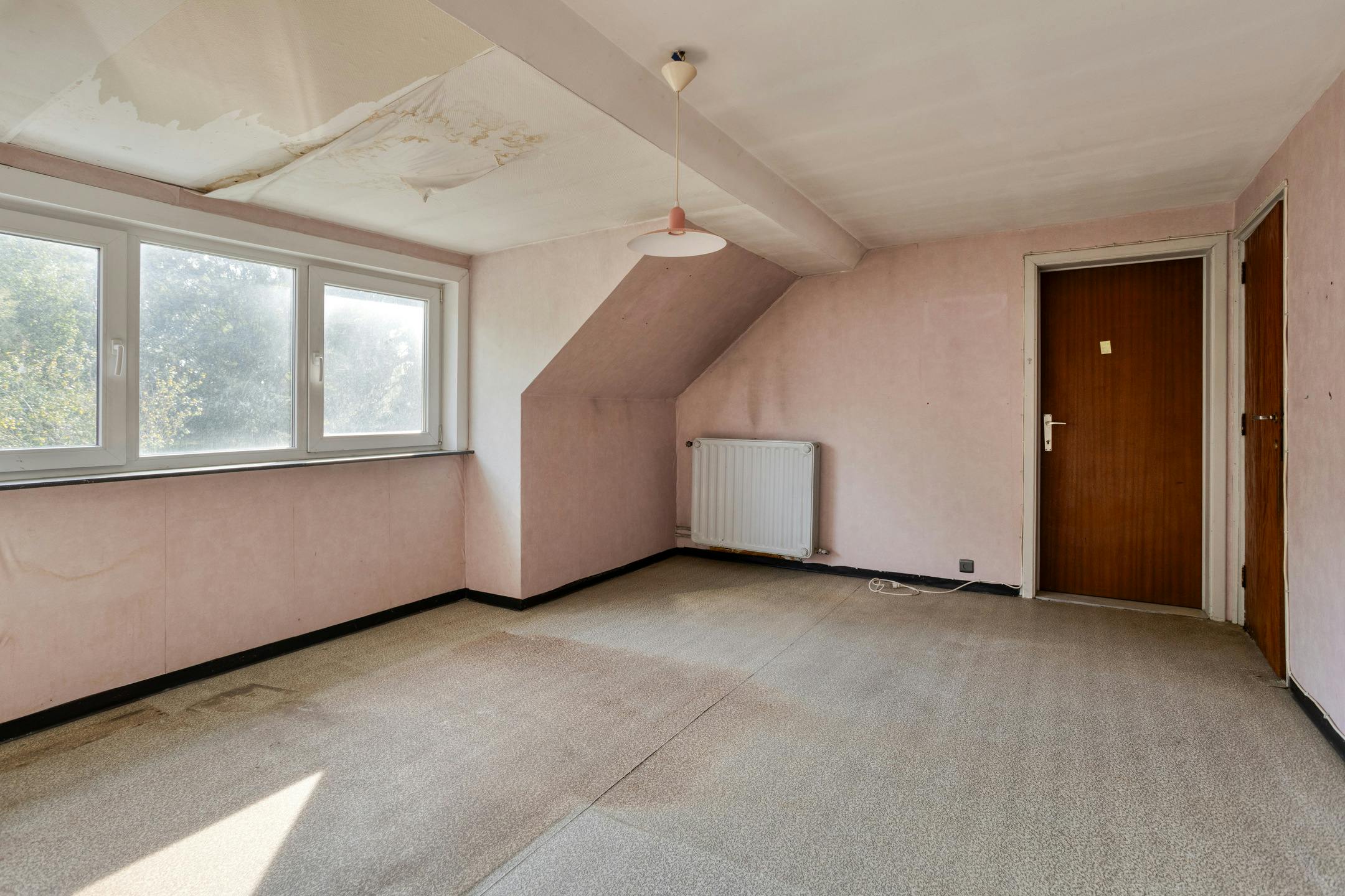 Te Renoveren viergevelwoning op 23are op een top locatie in Grimbergen! foto 29