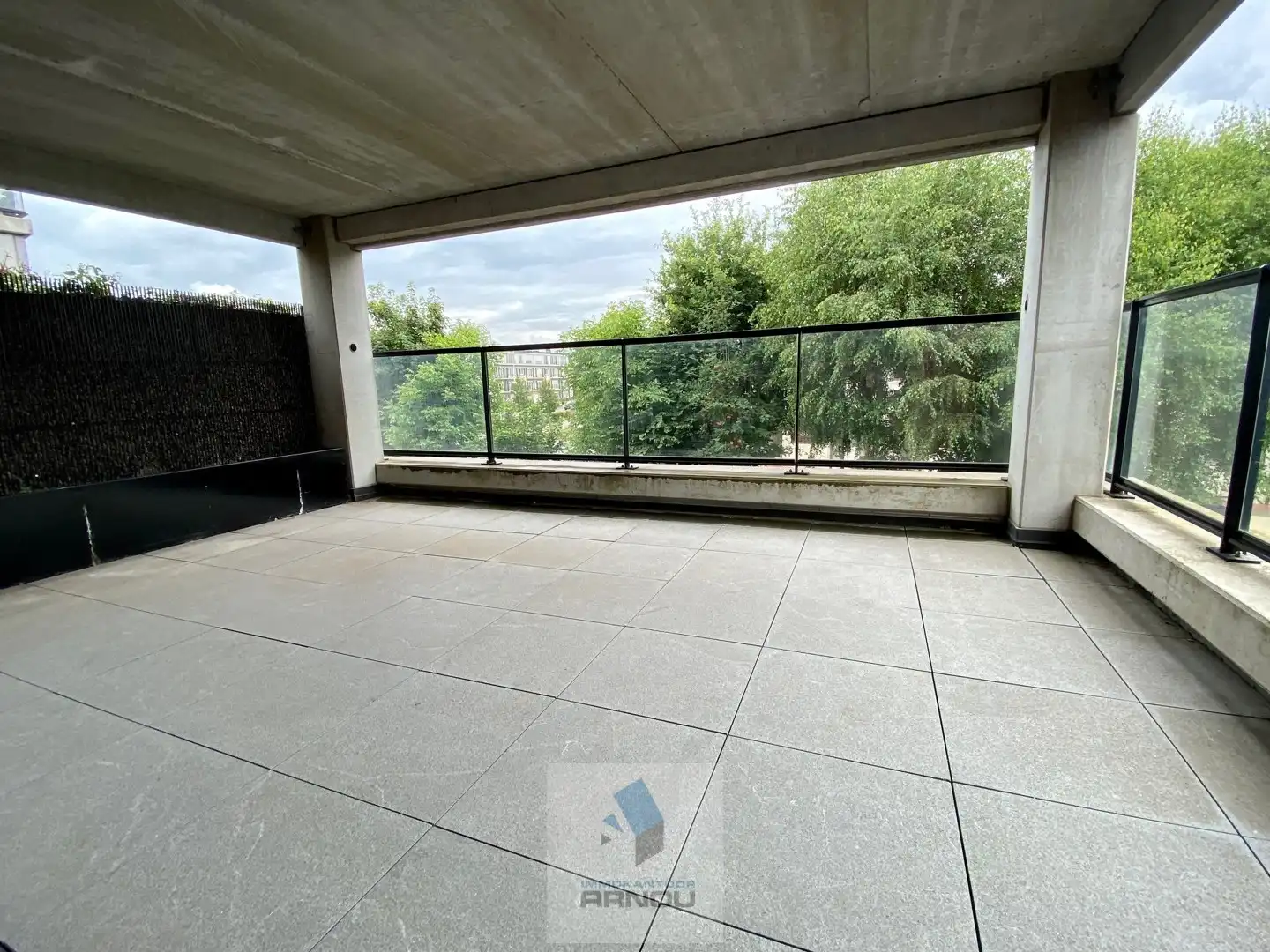 Prachtige loft met 2 slaapkamers, dressing en ruim overdekt terras foto 17