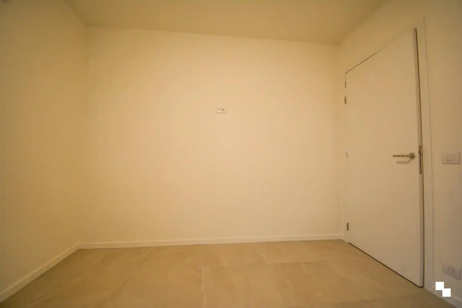 Modern nieuwbouwappartement met groot terras en mooi verzicht aan de rand van Hooglede foto 13