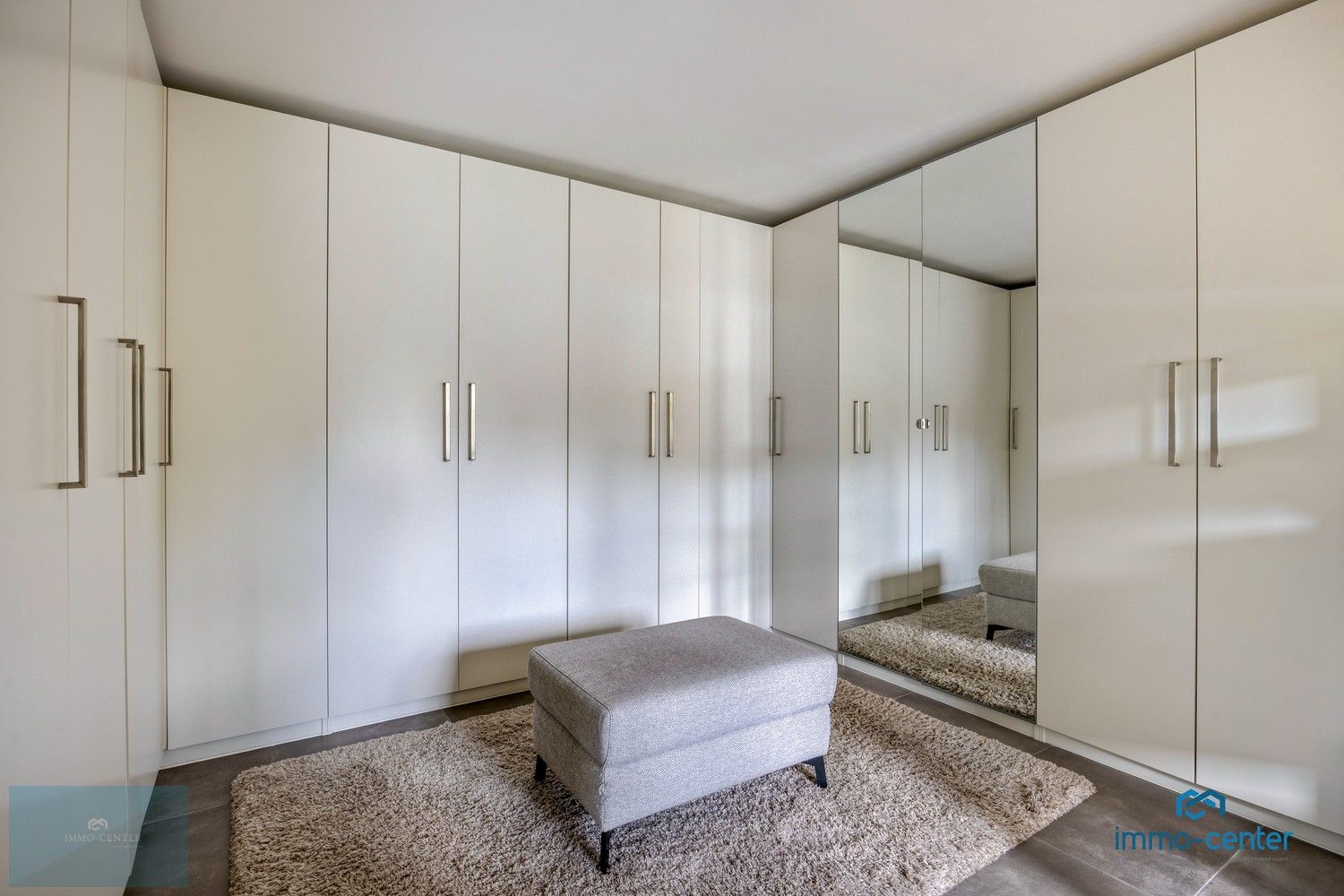 Exclusief wonen: luxueus gerenoveerde woning met buitenverblijf, EPC B en zonnepanelen foto 28