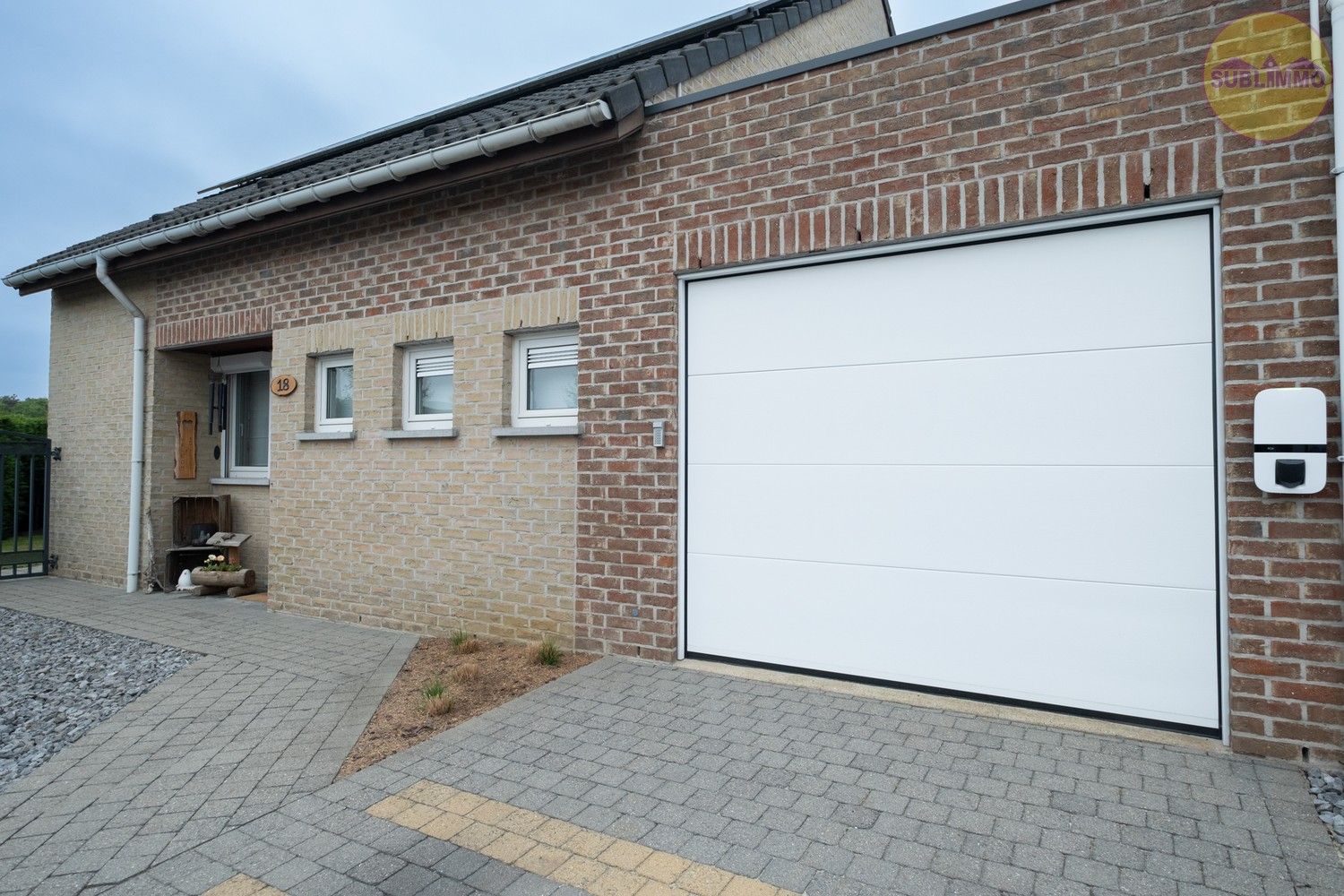 Rustig gelegen en instapklare woning met 3 slaapkamers op een perceel van 449 m² te Tessenderlo-Ham . foto 2