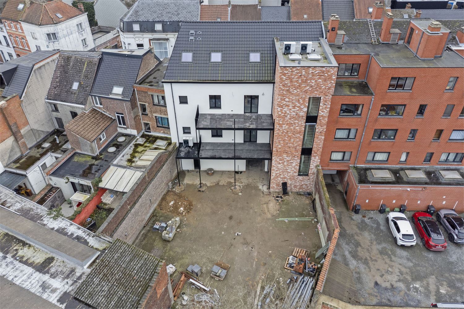 VERNIEUWBOUW KANTOOR IN UNIEKE HERENWONING foto 3