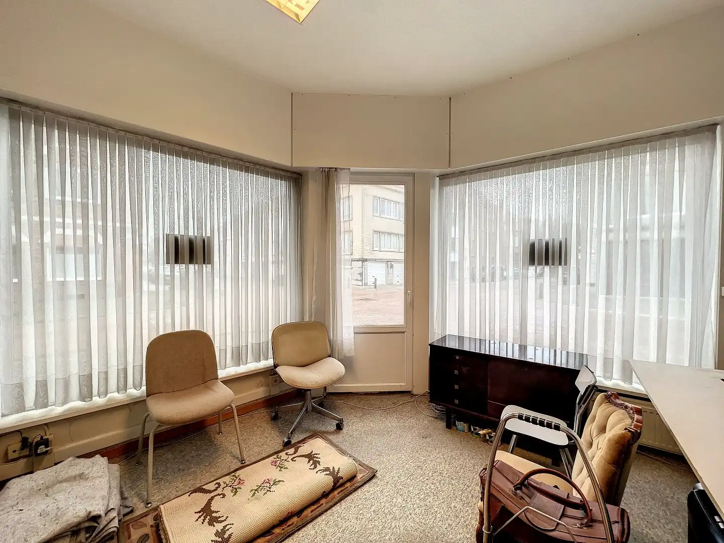 Ruime hoekwoning op gunstige locatie nabij Tennisclub van Oostende. foto 4