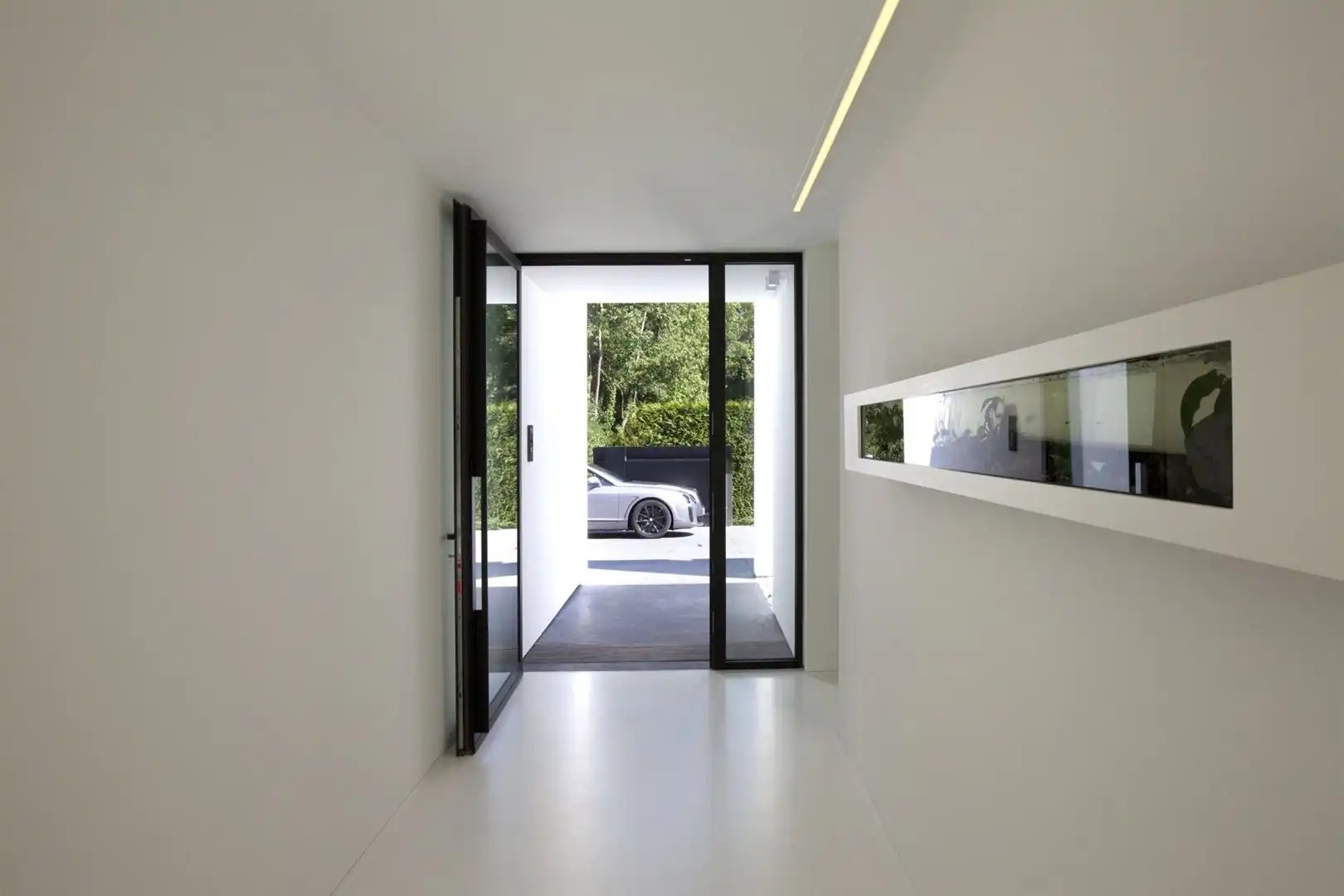 Exclusieve laagbouwvilla in residentiële buurt foto 23