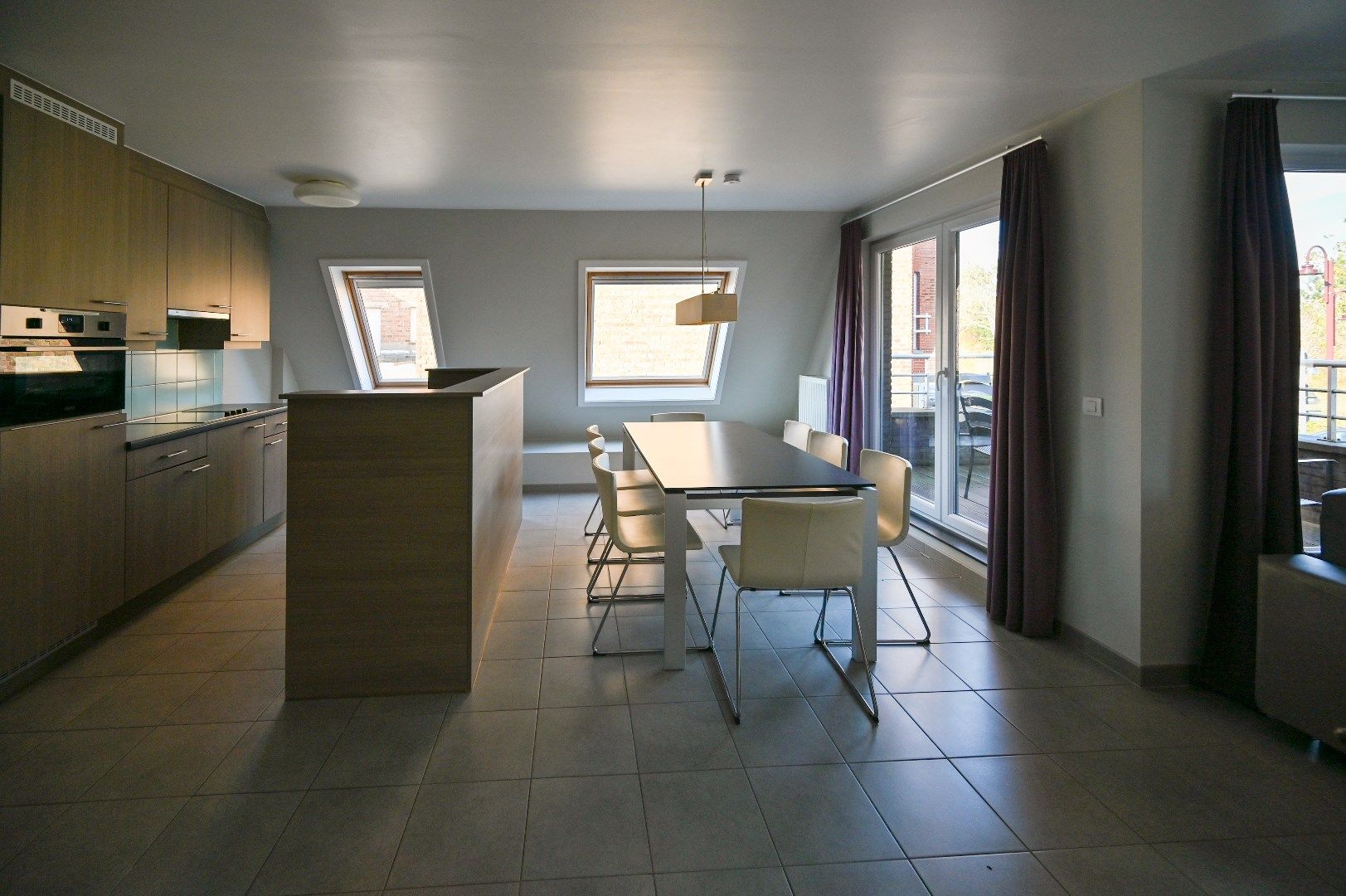 Ruim duplexappartement met 3 slaapkamers in De Haan aan zee foto 4
