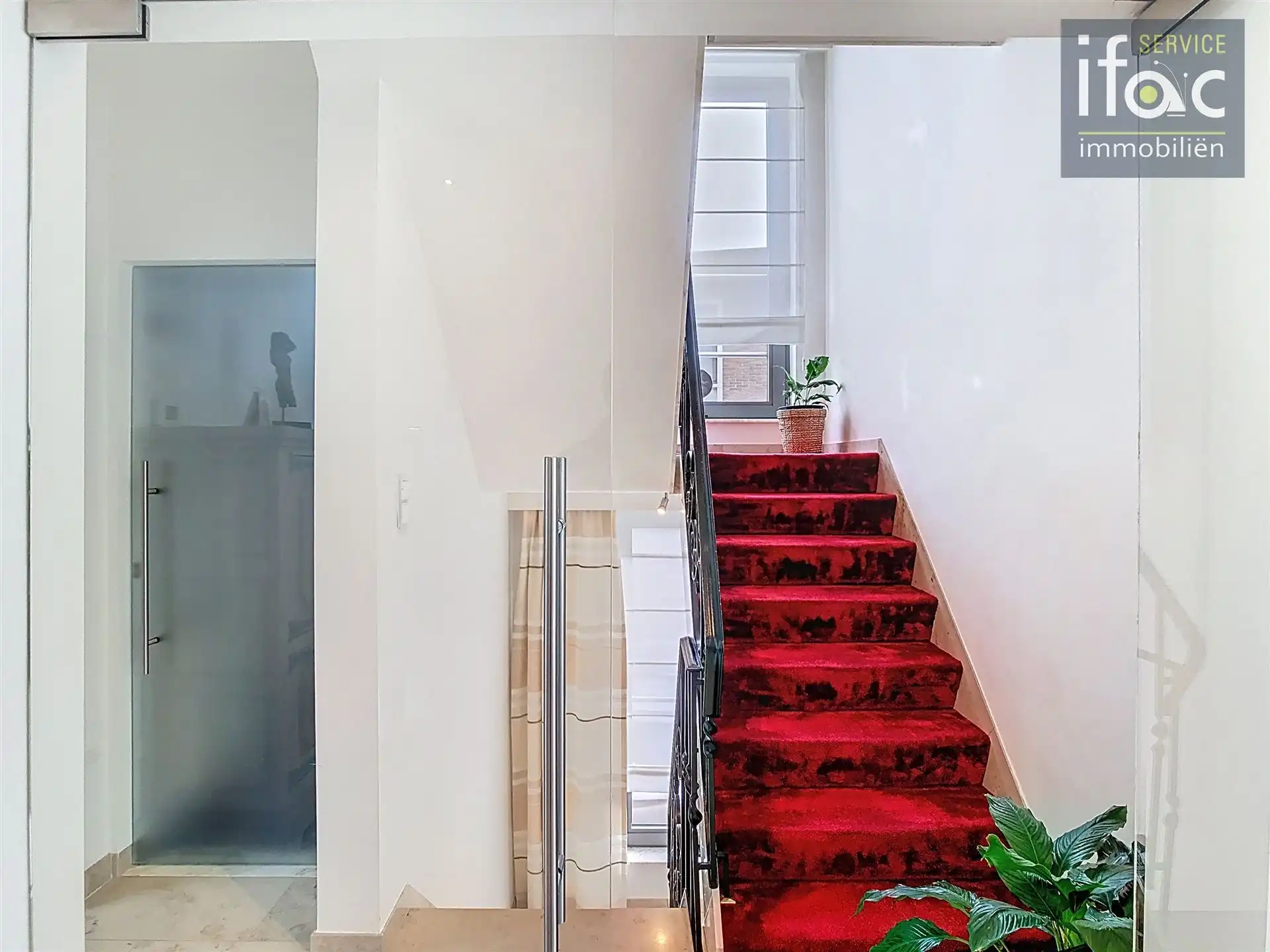 Super onderhouden 3 slaapkamer woning foto 13