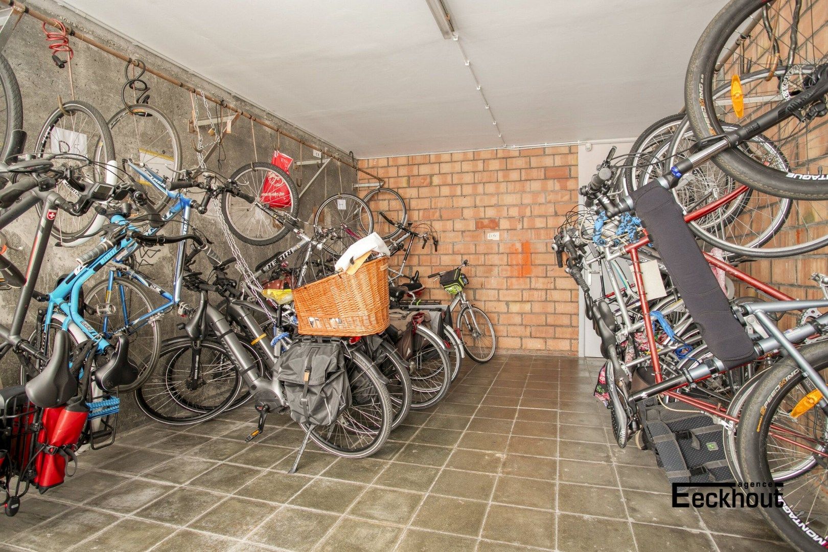 Ruim appartement met terras en open zicht in Bredene foto 17