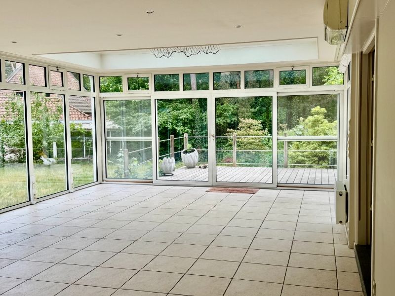 Karaktervolle villa in oase van groen, toplocatie! foto 12