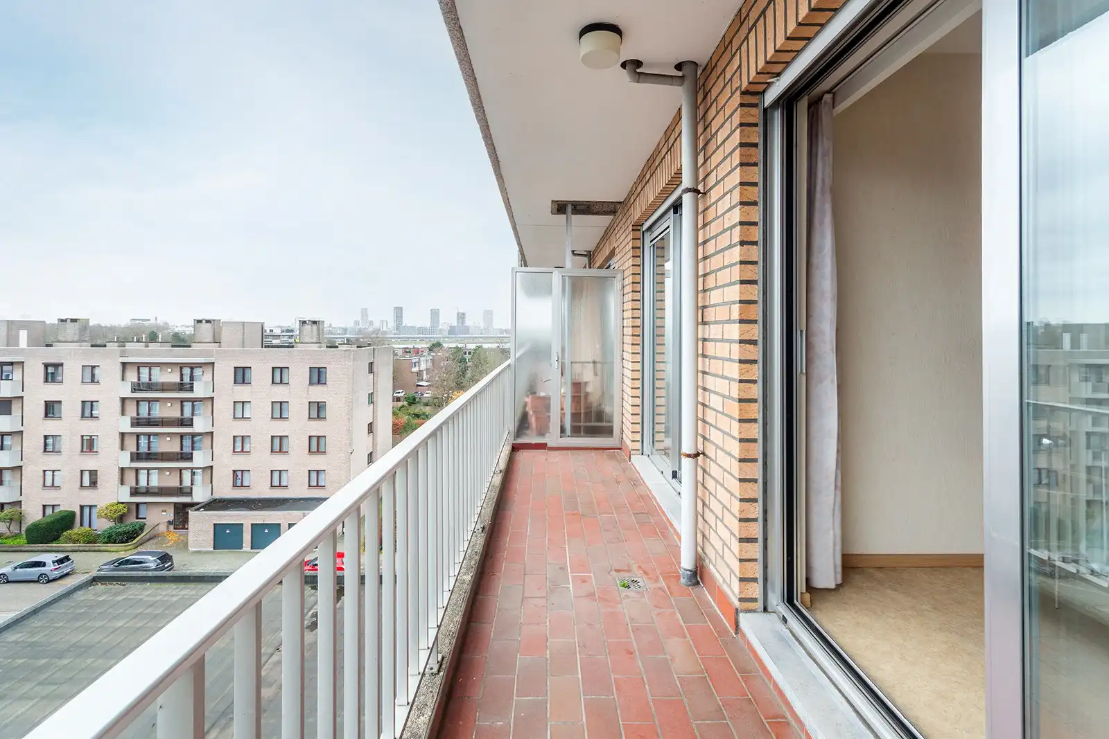 2 slaapkamer appartement met veel lichtinval foto 22