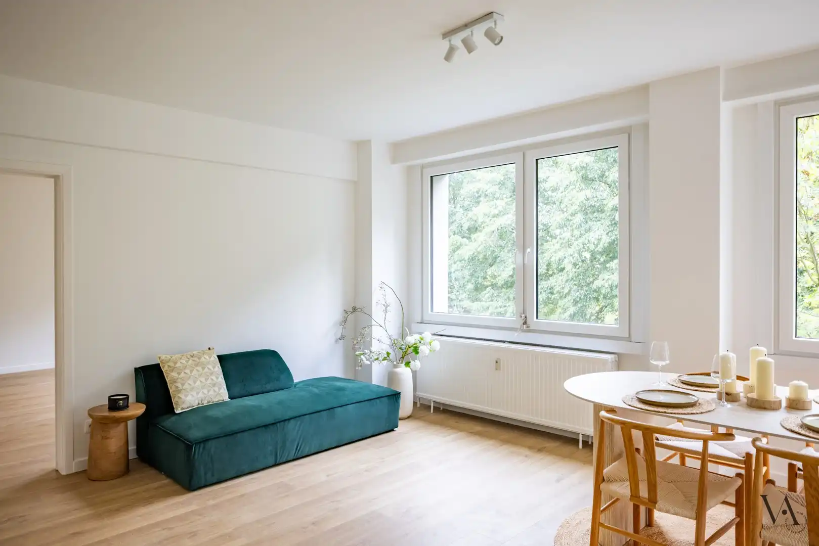 Zonnig hoekappartement met 2 slaapkamers op toplocatie in Leuven foto 2