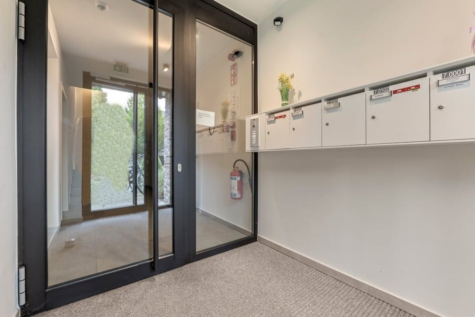 MODERN, KWALITATIEF EN LICHTRIJK APPARTEMENT MET UNIEK STUKJE DESIGN IN HARTJE TONGEREN foto 28