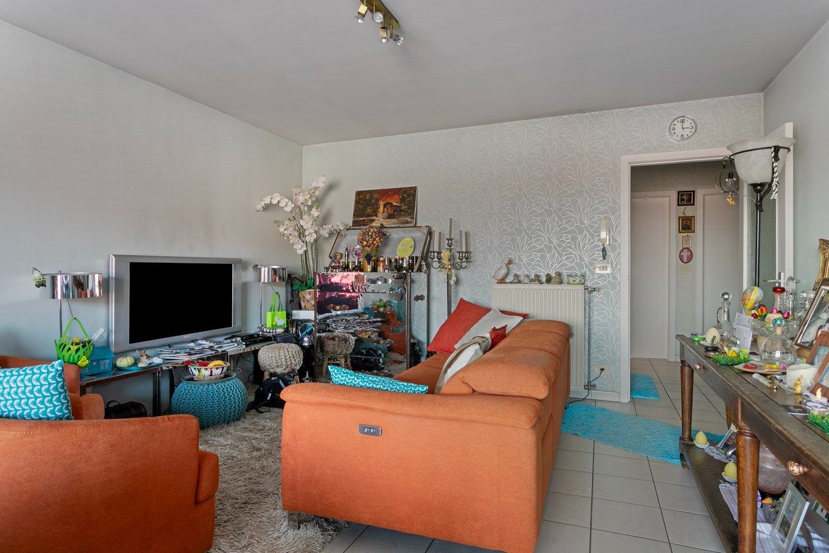 Dakappartement met 2 slaapkamers en garagebox! foto 3