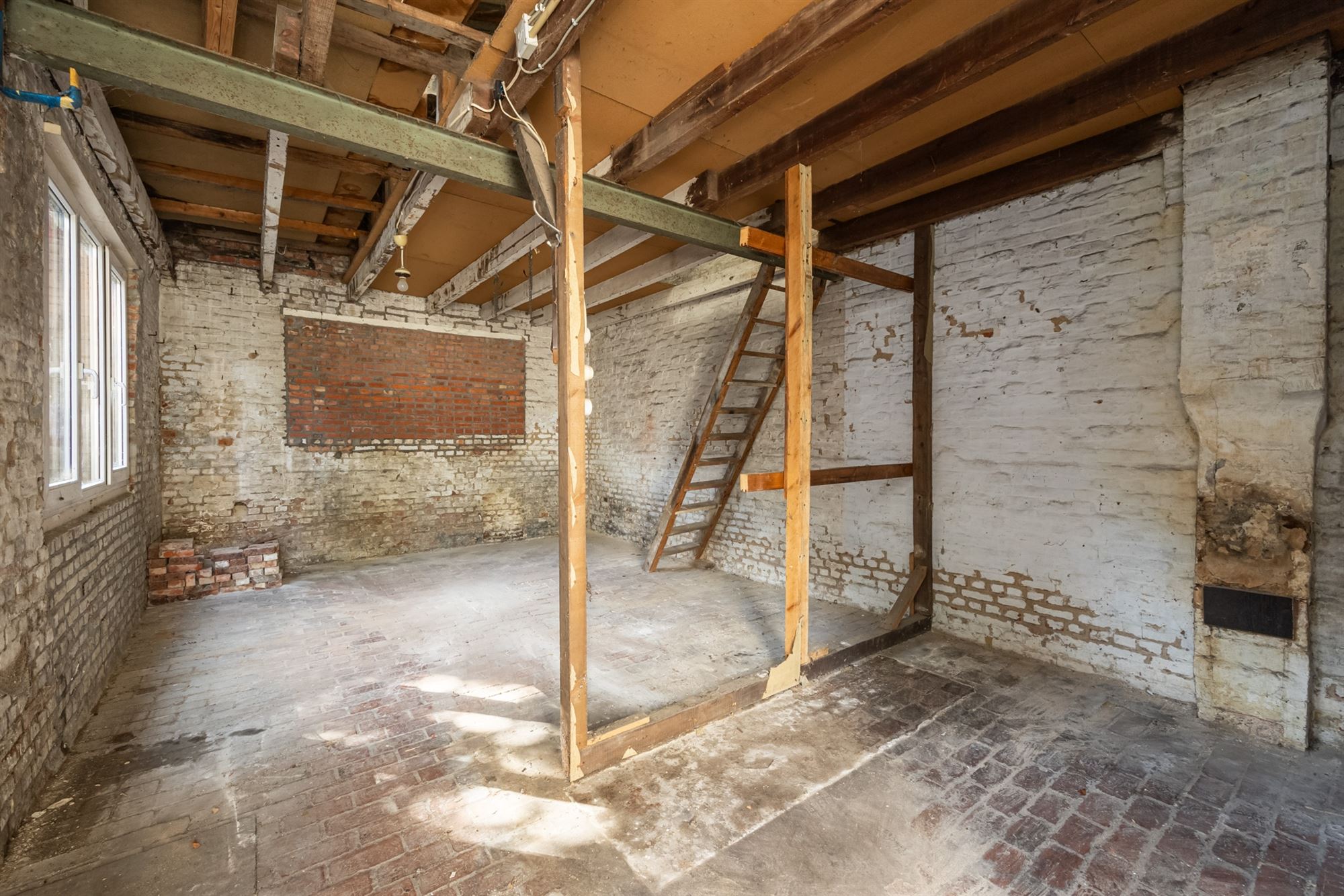 Te renoveren woning met opslagruimte in Mechelen foto 16