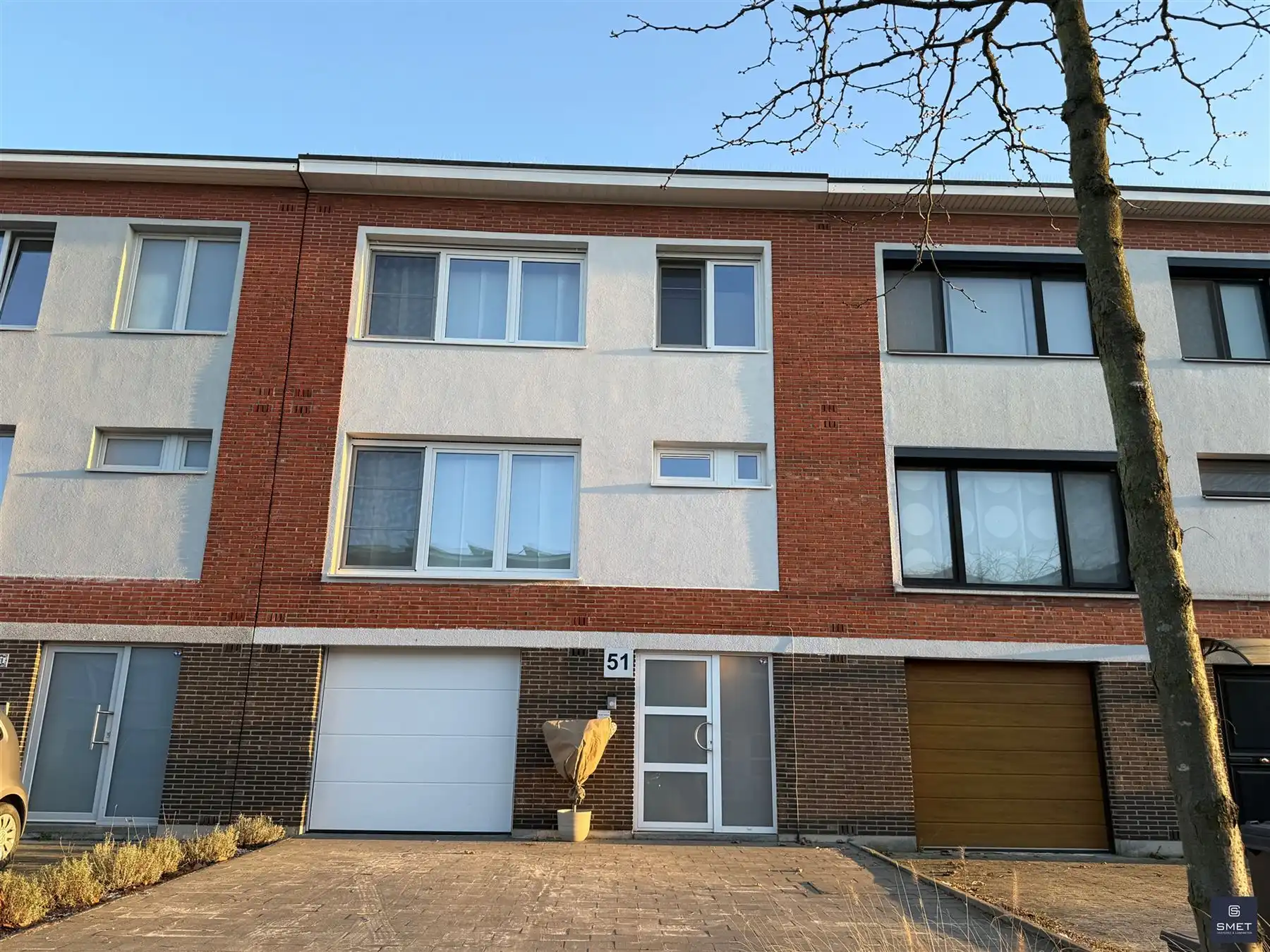 Instapklare bel-etage met tuin en garage foto {{pictureIndex}}