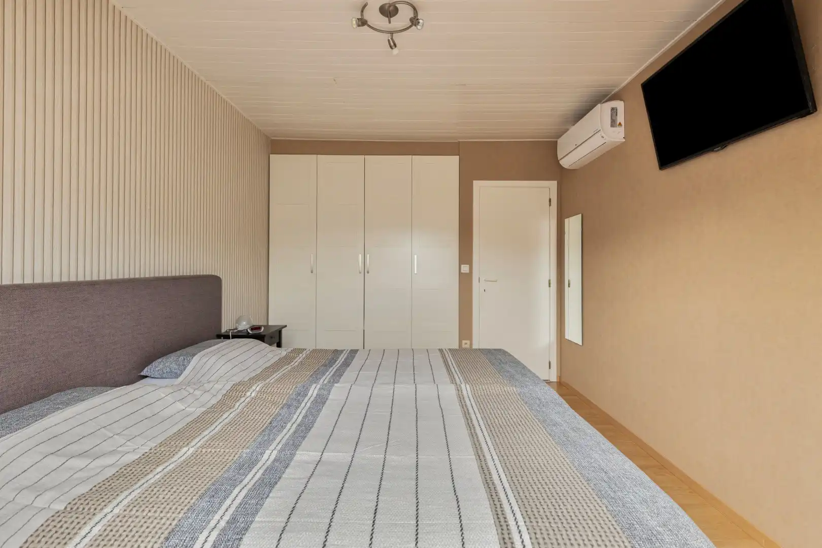 Instapklare 3-gevelwoning te Lennik met 3 slaapkamers foto 15