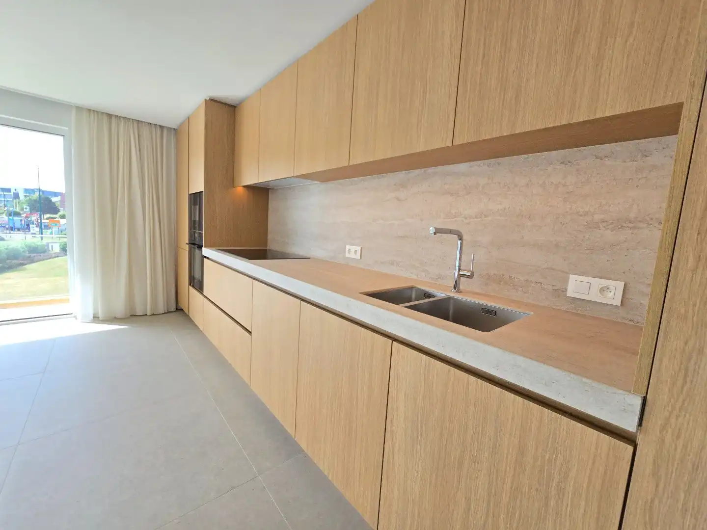Hoekappartement op het Esplanadeplein met 3 slaapkamers en 2 badkamers foto 6