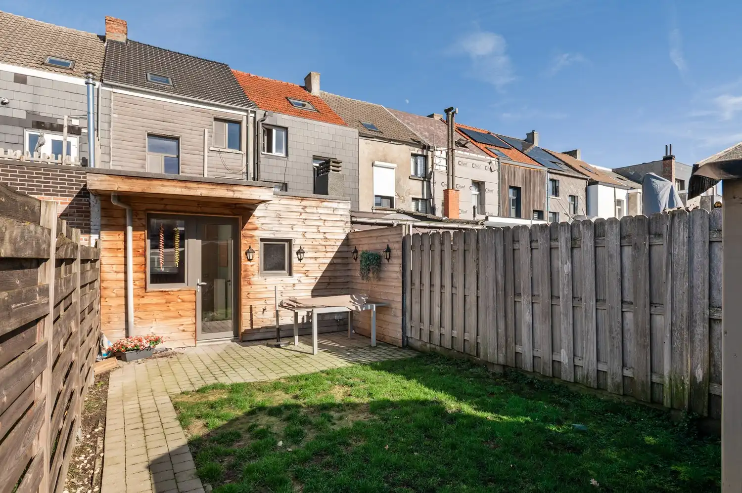 Ruime, centraal gelegen woning met 4 slaapkamers en stadstuin te Lier foto 3