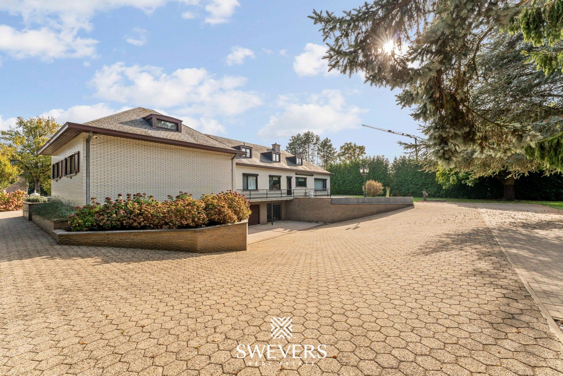 Uitzonderlijke ruime villa op 39a 89ca te Houthalen-Helchteren foto 5